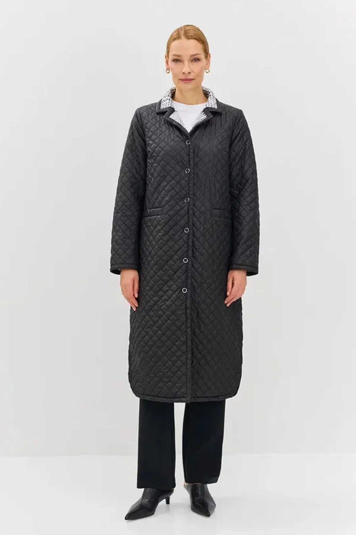 Стеганое двустороннее пальто с принтом в клетку, 52р