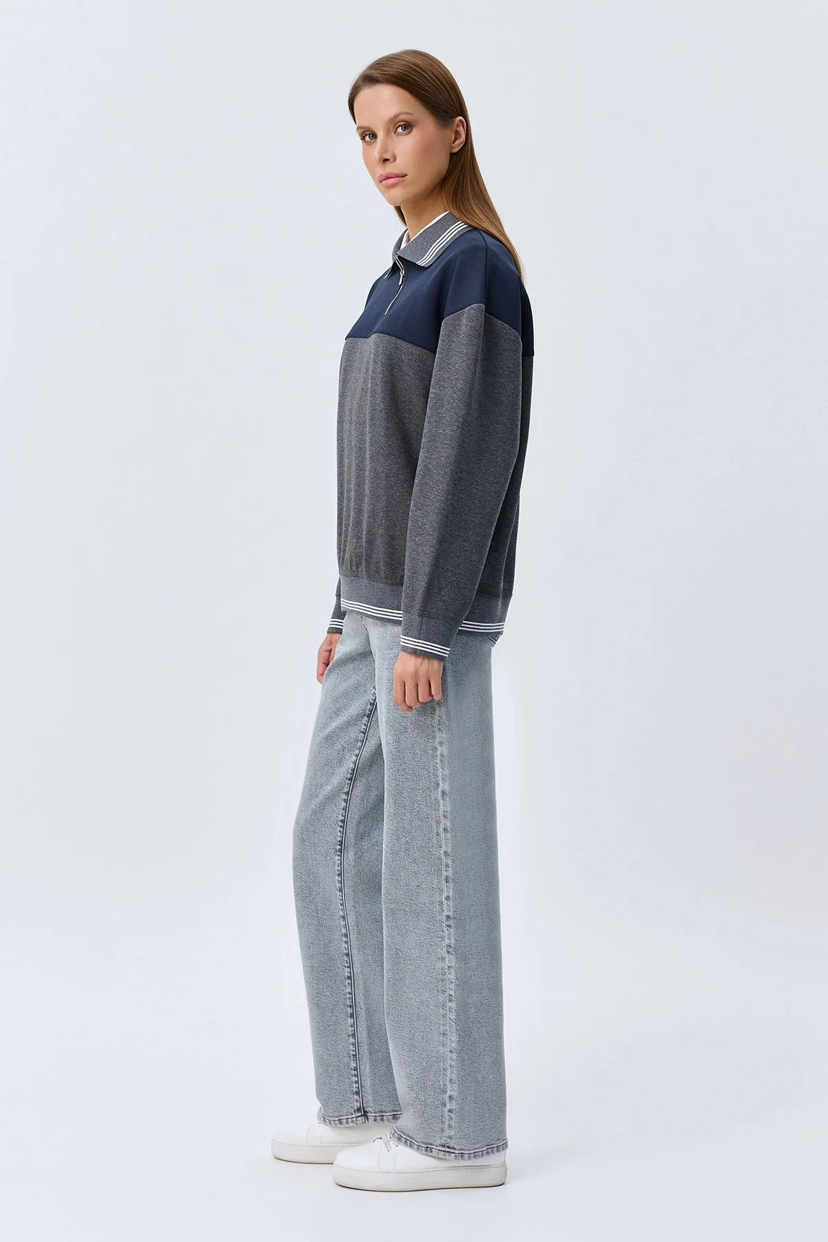 Светло-серые джинсы Straight fit, 52