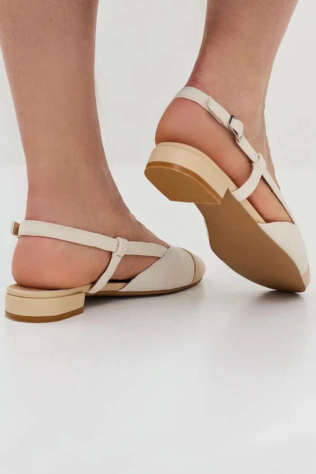 Стильные комбинированные туфли из текстиля и натуральной кожи, 39р