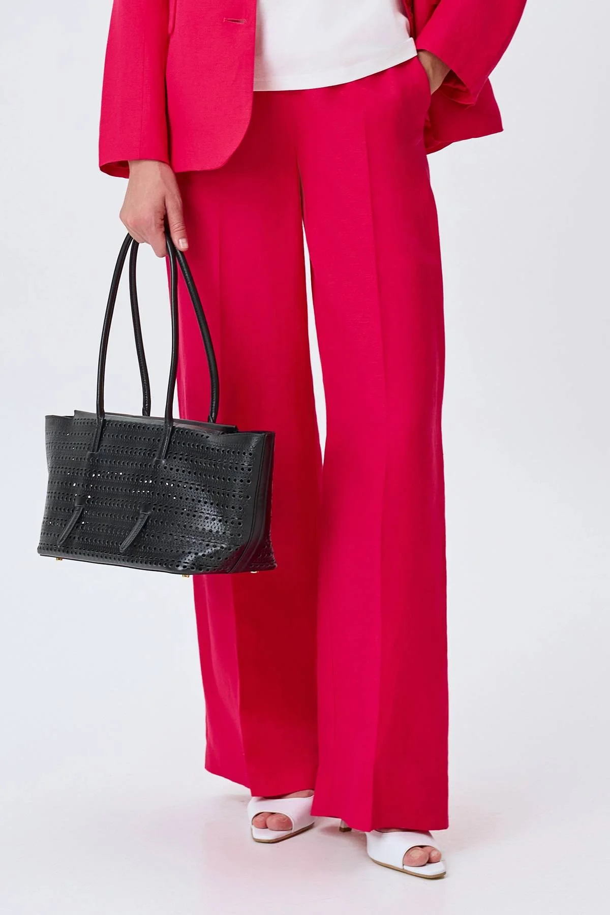 Льняные брюки с мягкими стрелками, 46