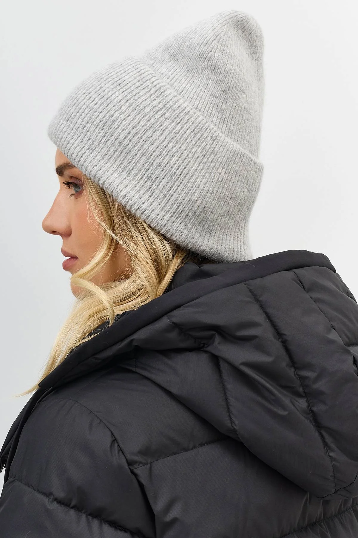 Серая шапка бини с широким отворотом, One