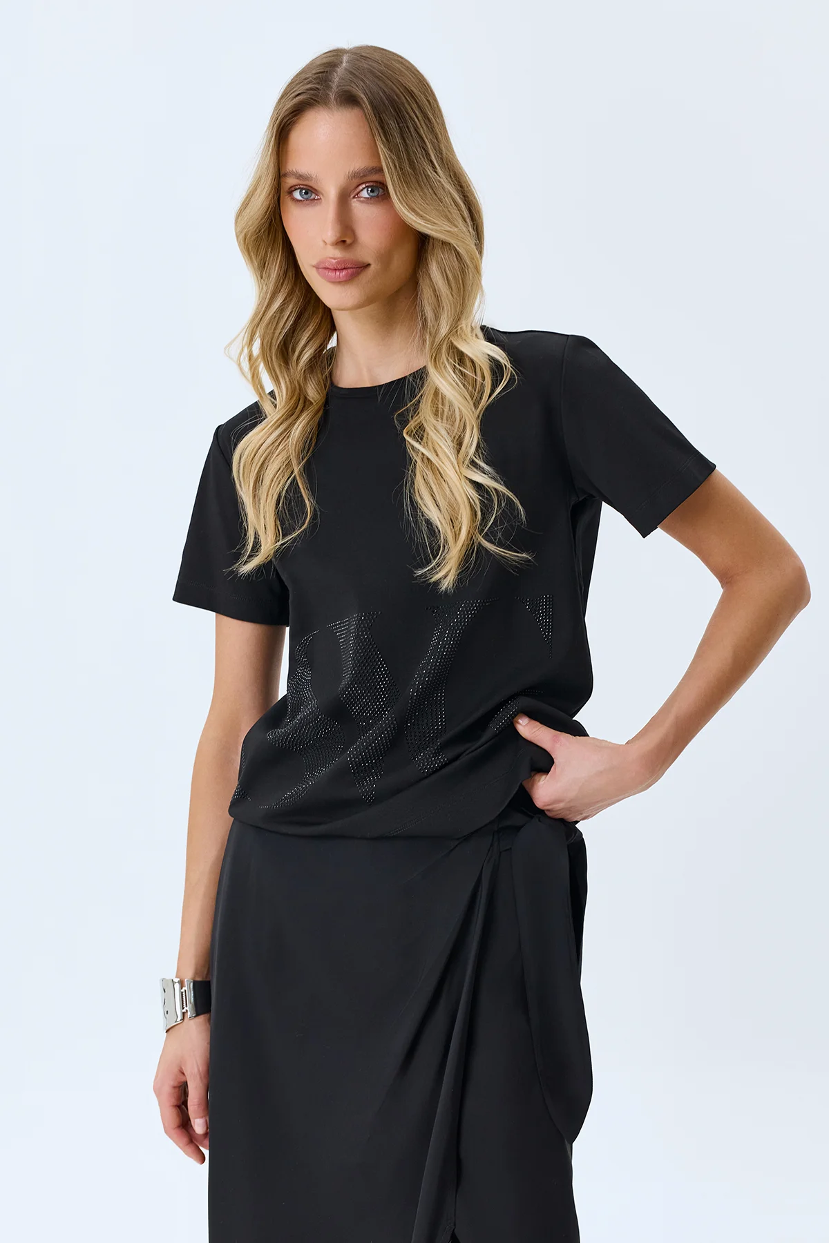 Трикотажный бомбер в спортивном стиле,48