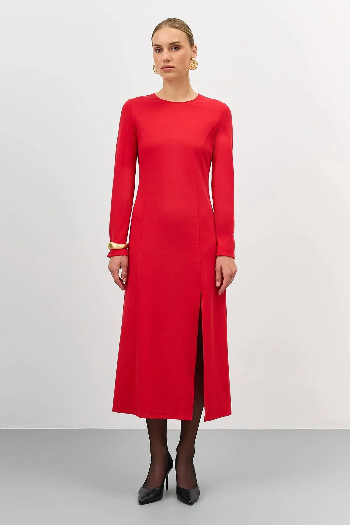 Трикотажное платье с высоким разрезом, 40