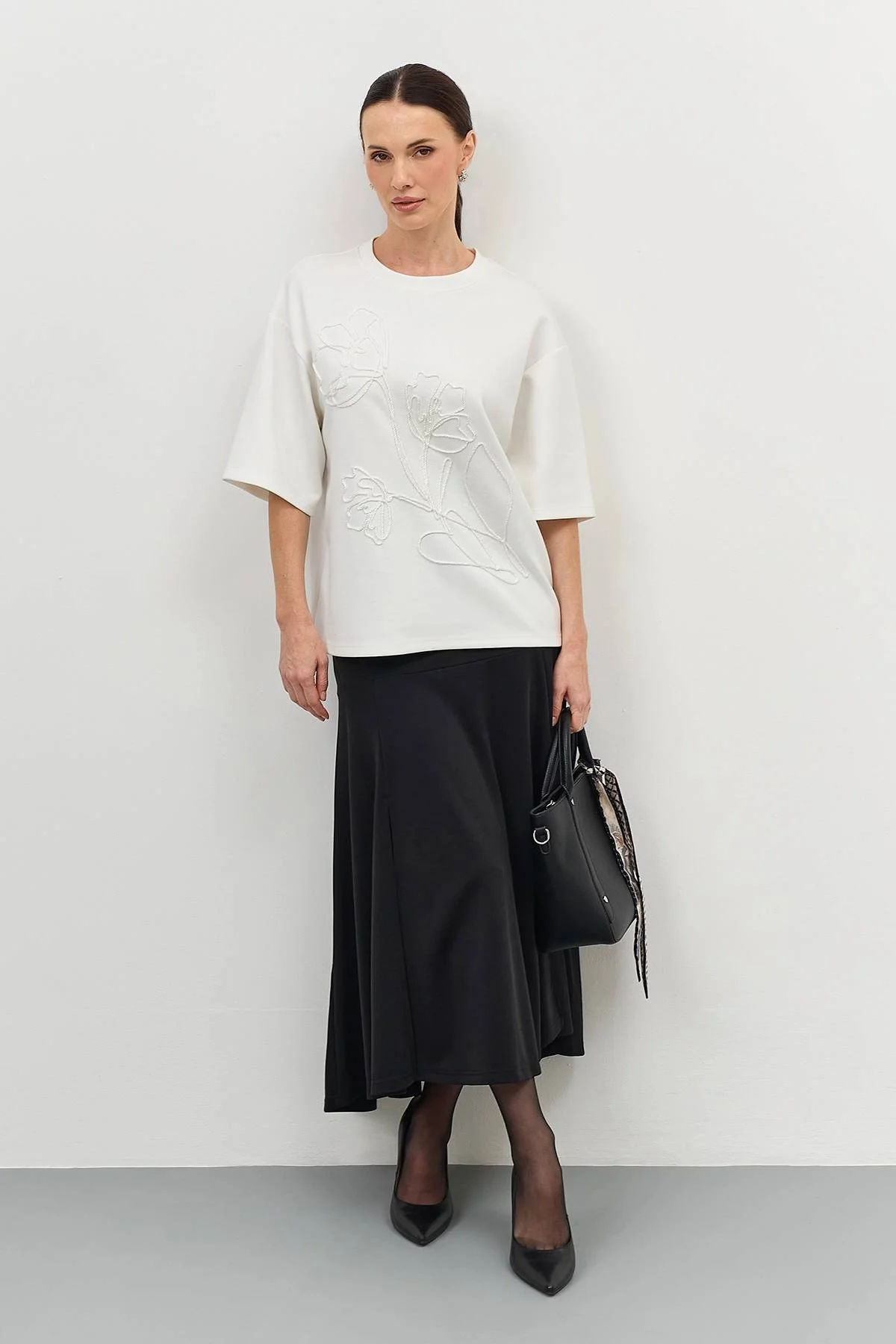 Лимитированная серия джемпер с объемной вышивкой и ремень, 42