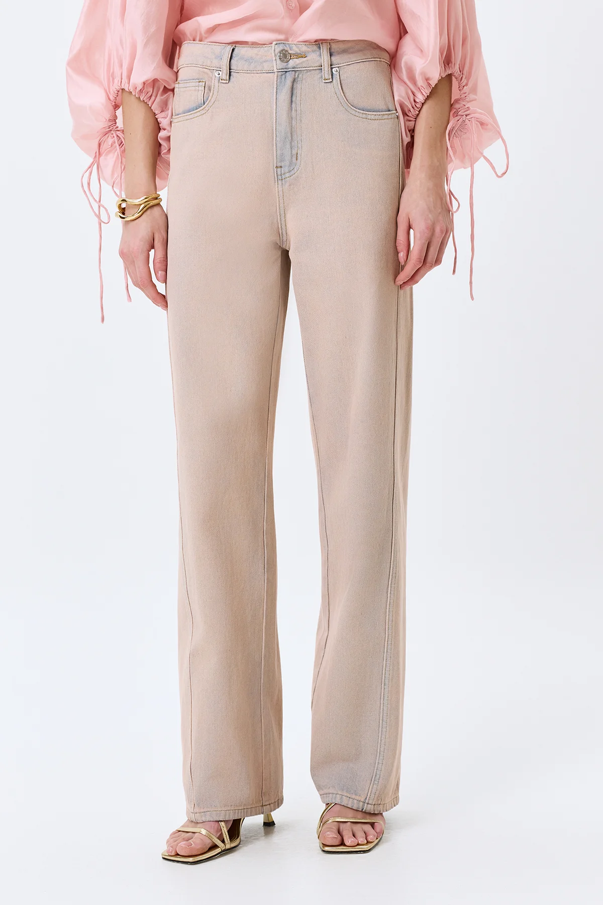 Прямые джинсы в оттенке чайной розы, 52