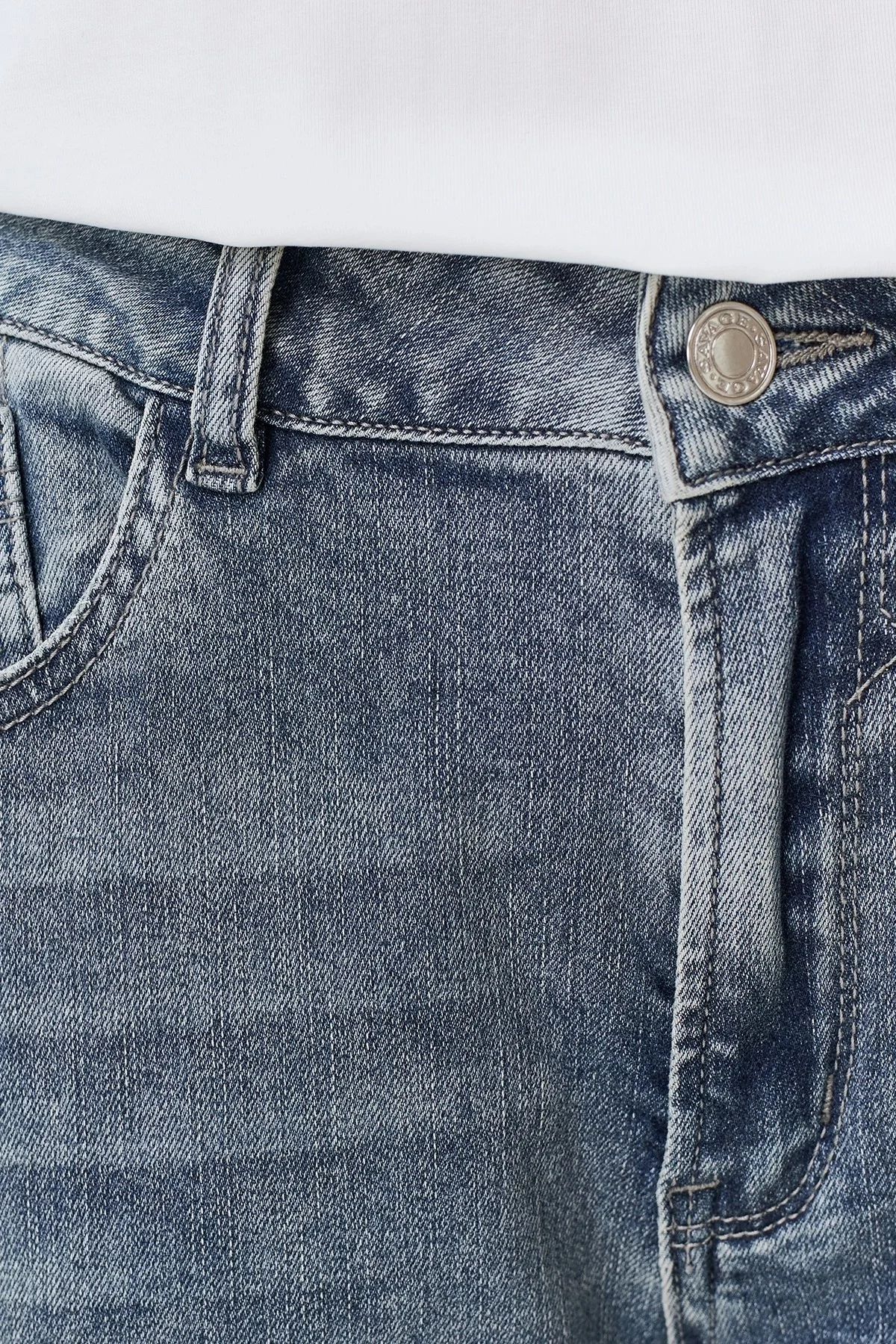 Прямые джинсы с деликатной варкой, 50