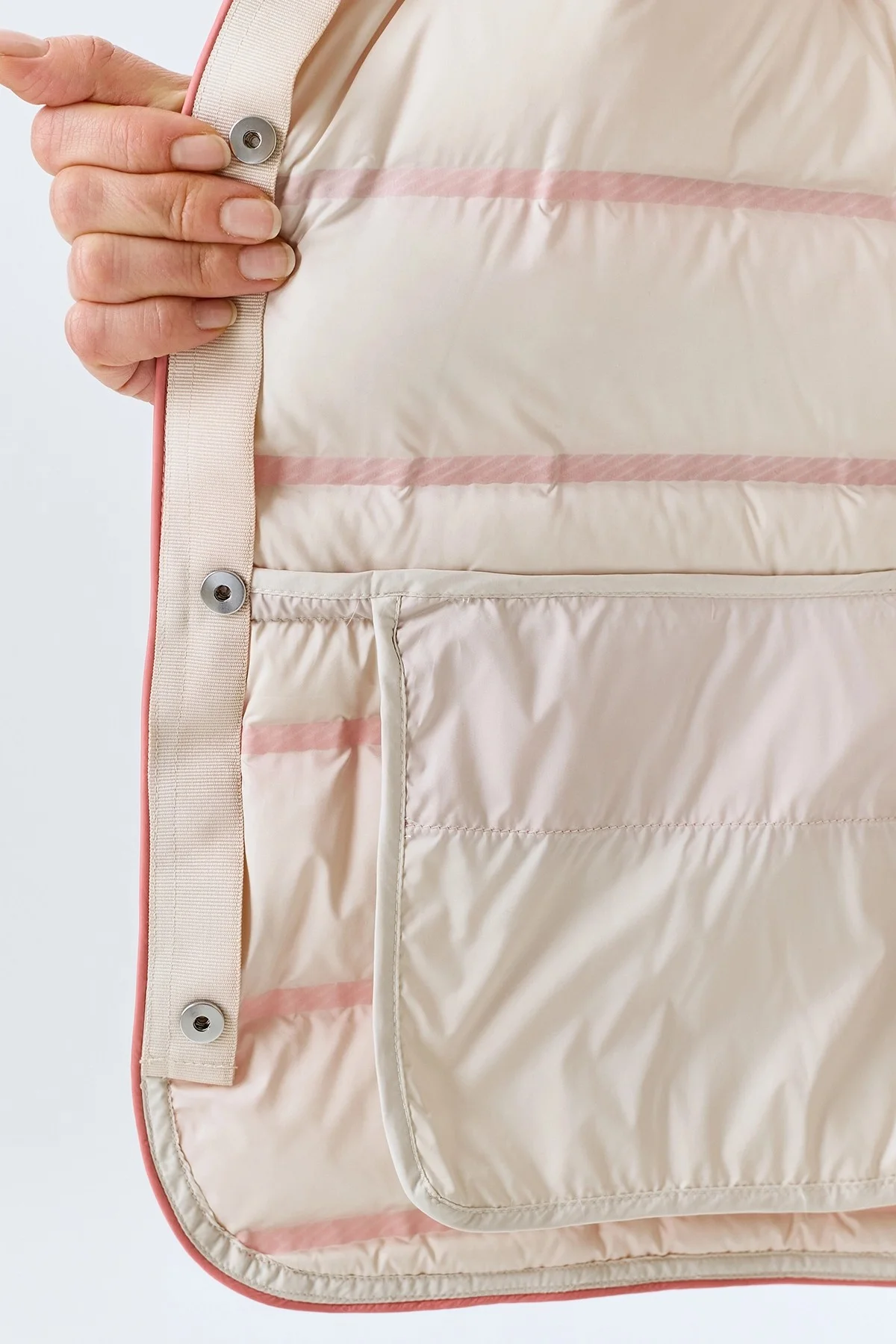 Легкая куртка на натуральном утеплителе, 42