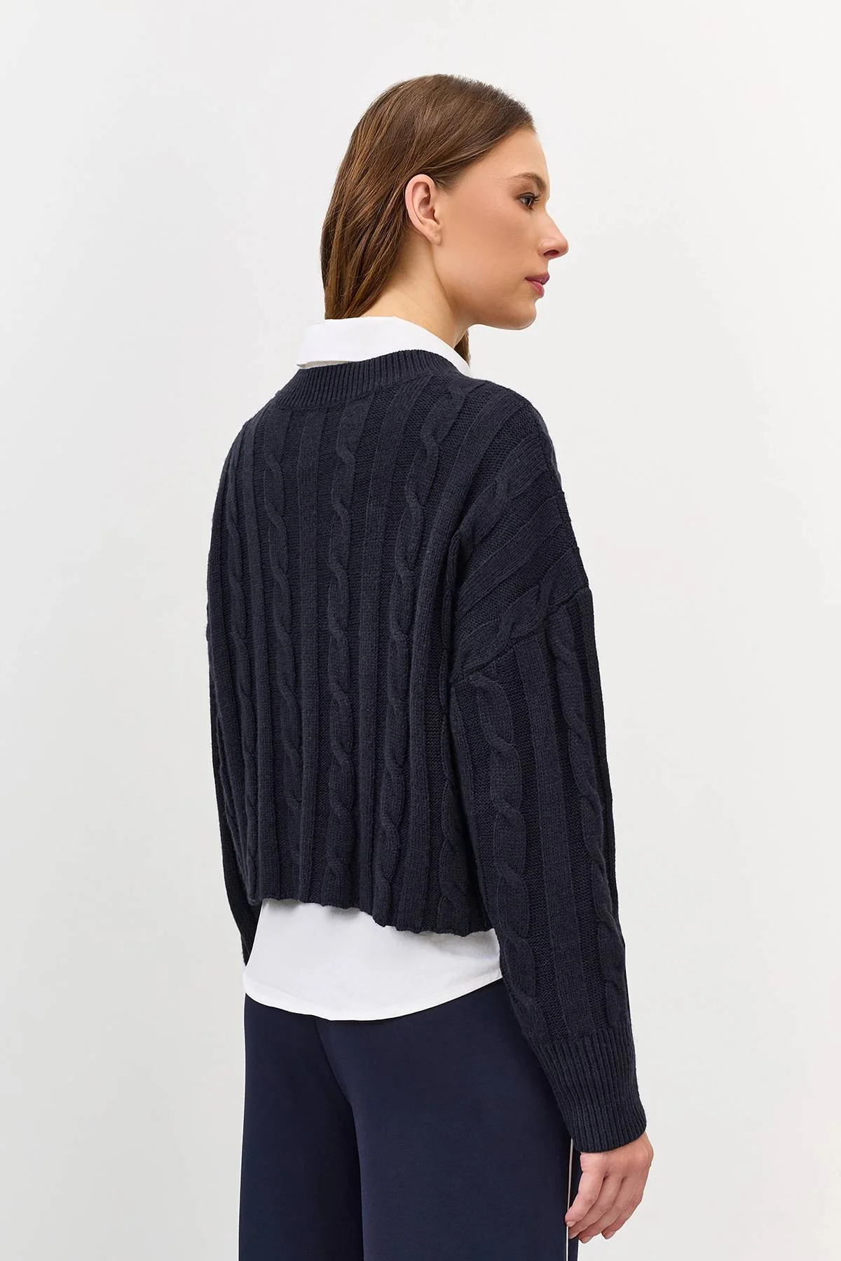 Укороченный джемпер с косами, 40