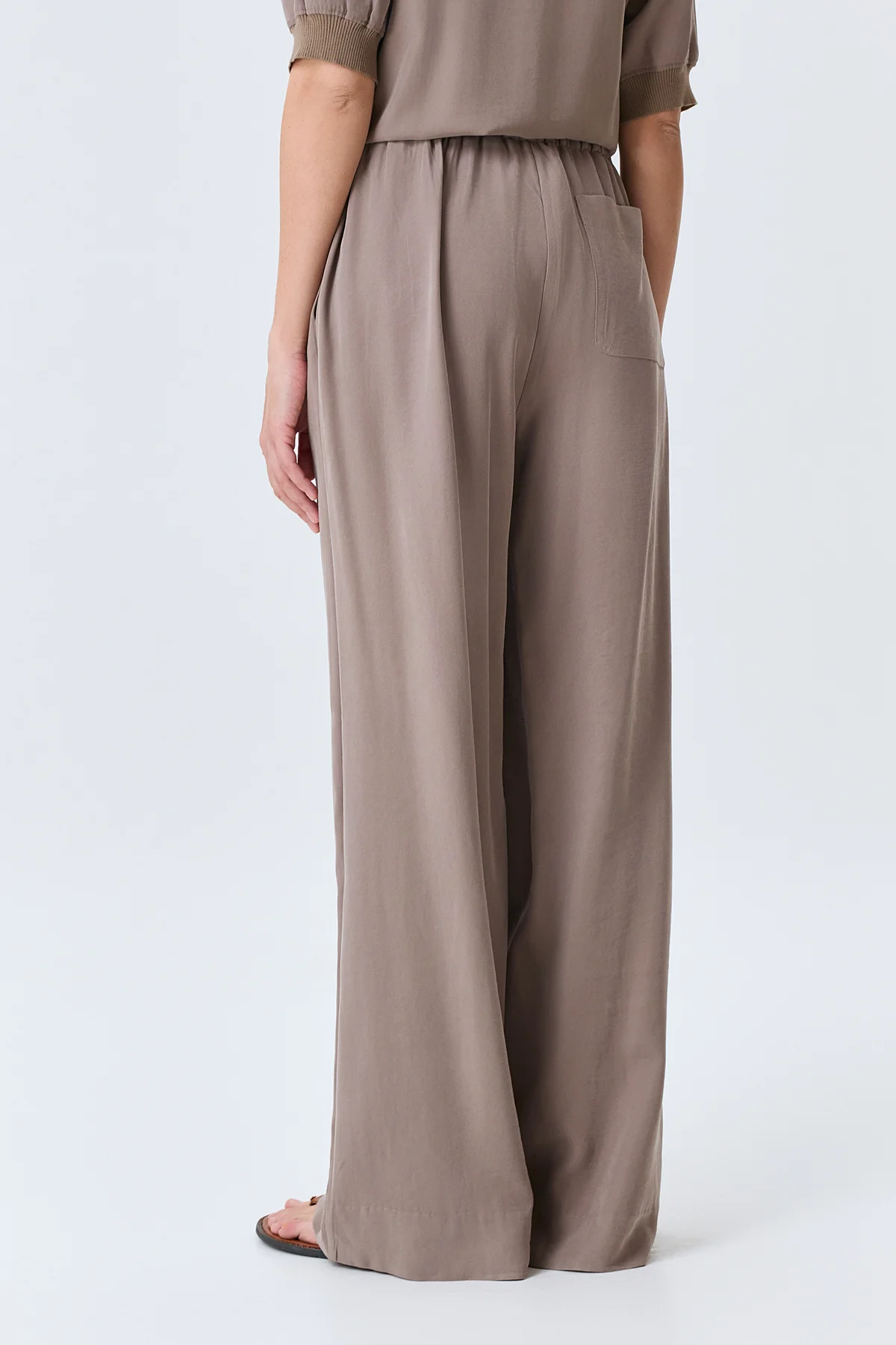 Брюки из вискозы с простроченными стрелками, 42