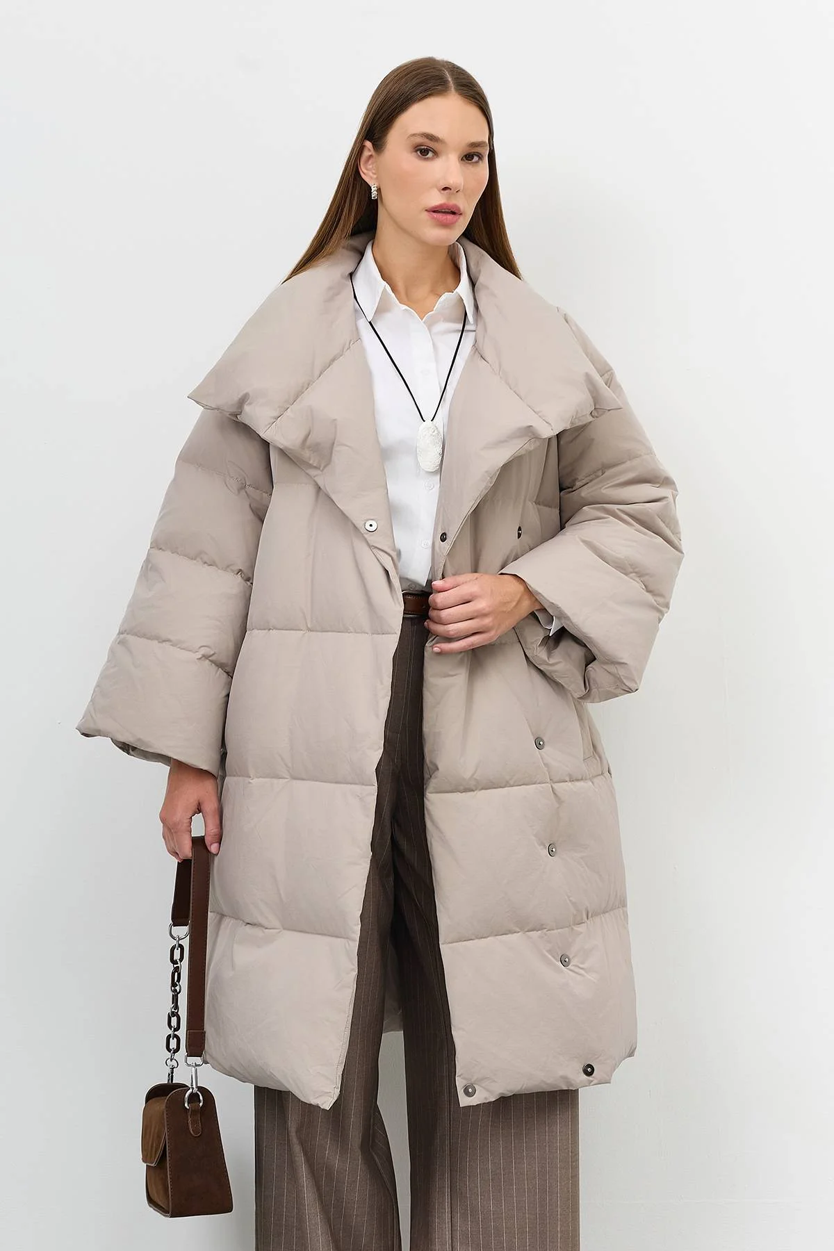 Лимитированная серия пуховое пальто с палантином, 48