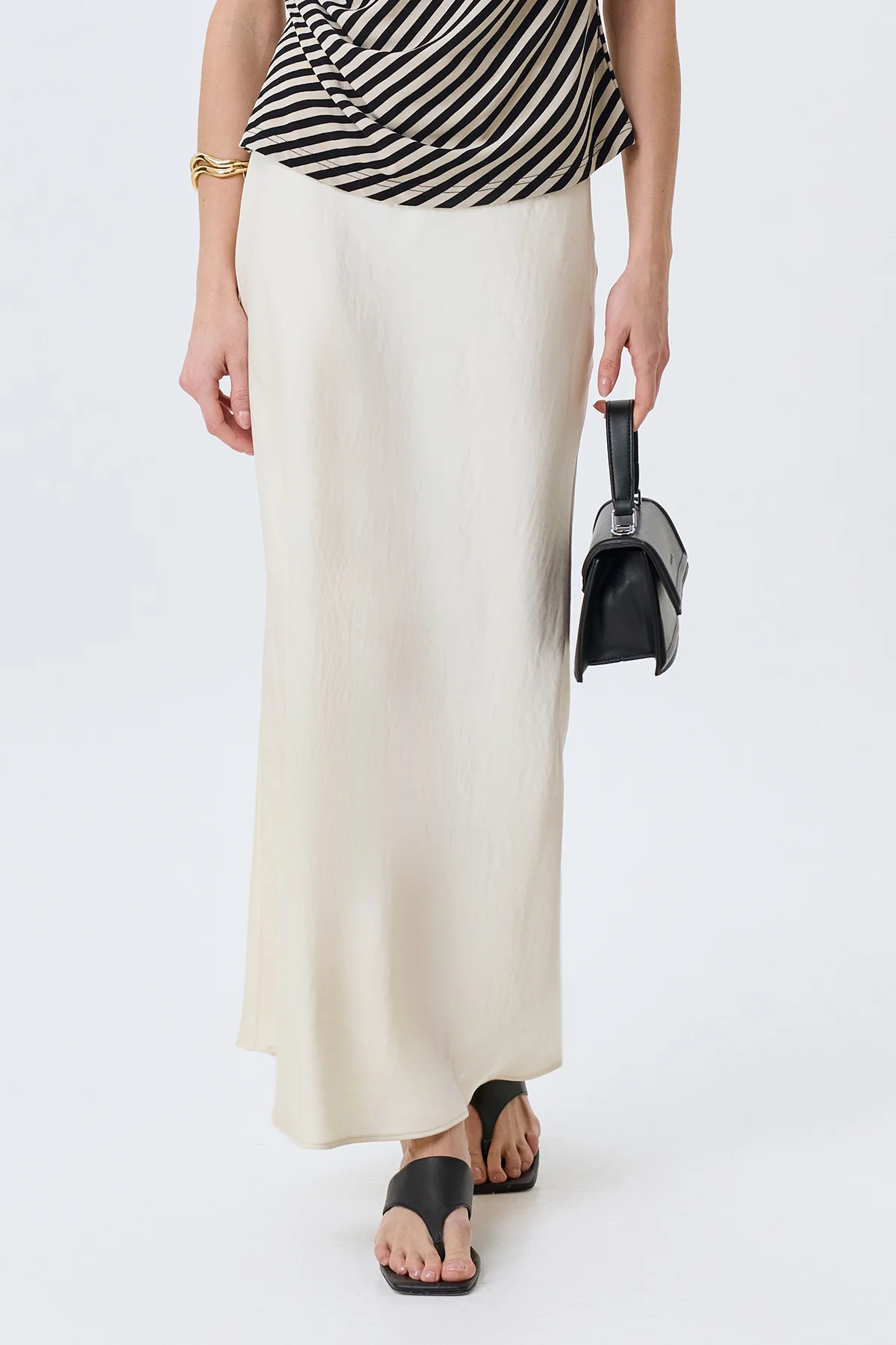 Молочная сатиновая юбка из смесовой вискозы, 42