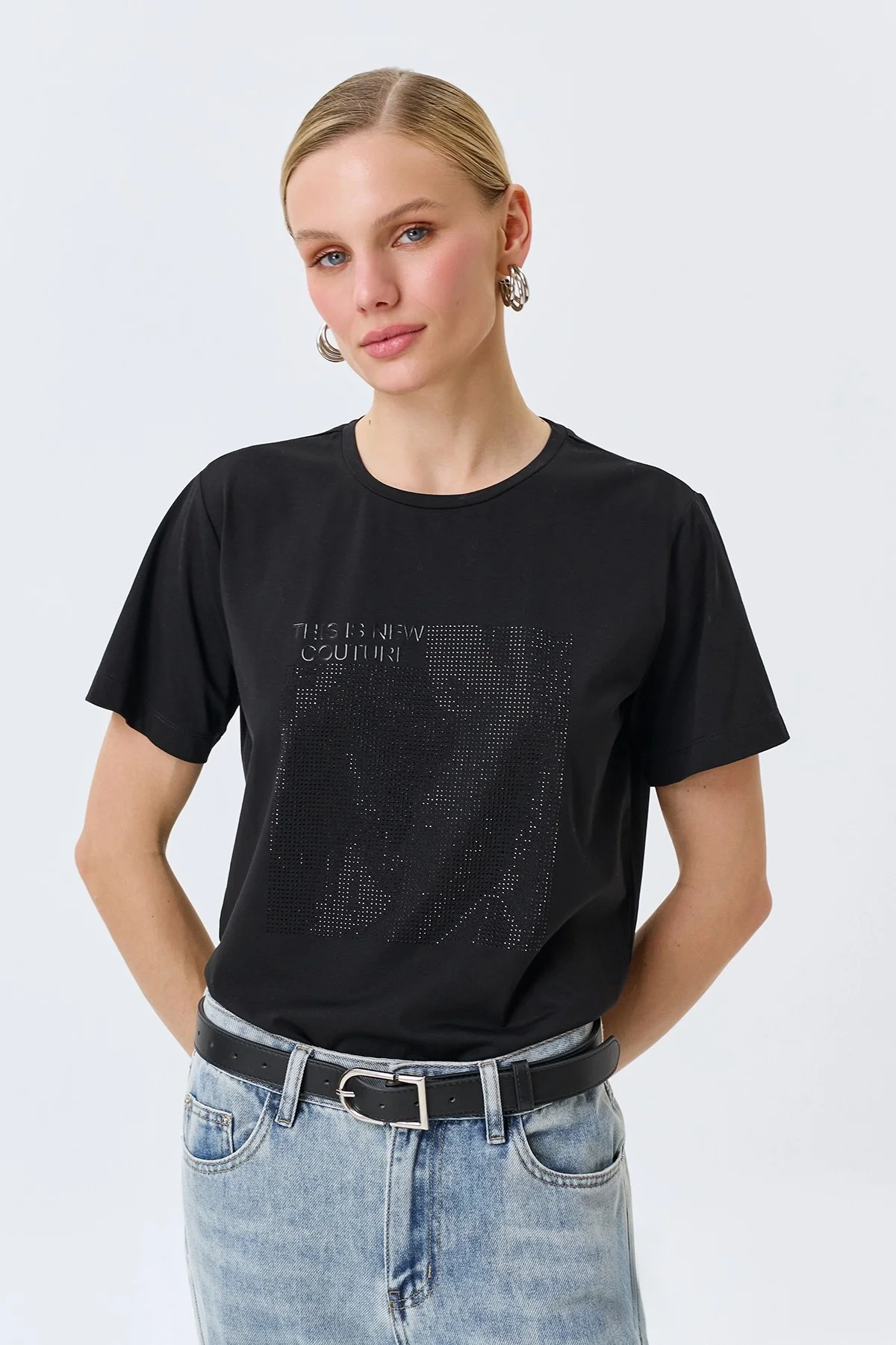 Футболка с искрящимися стразами, 52