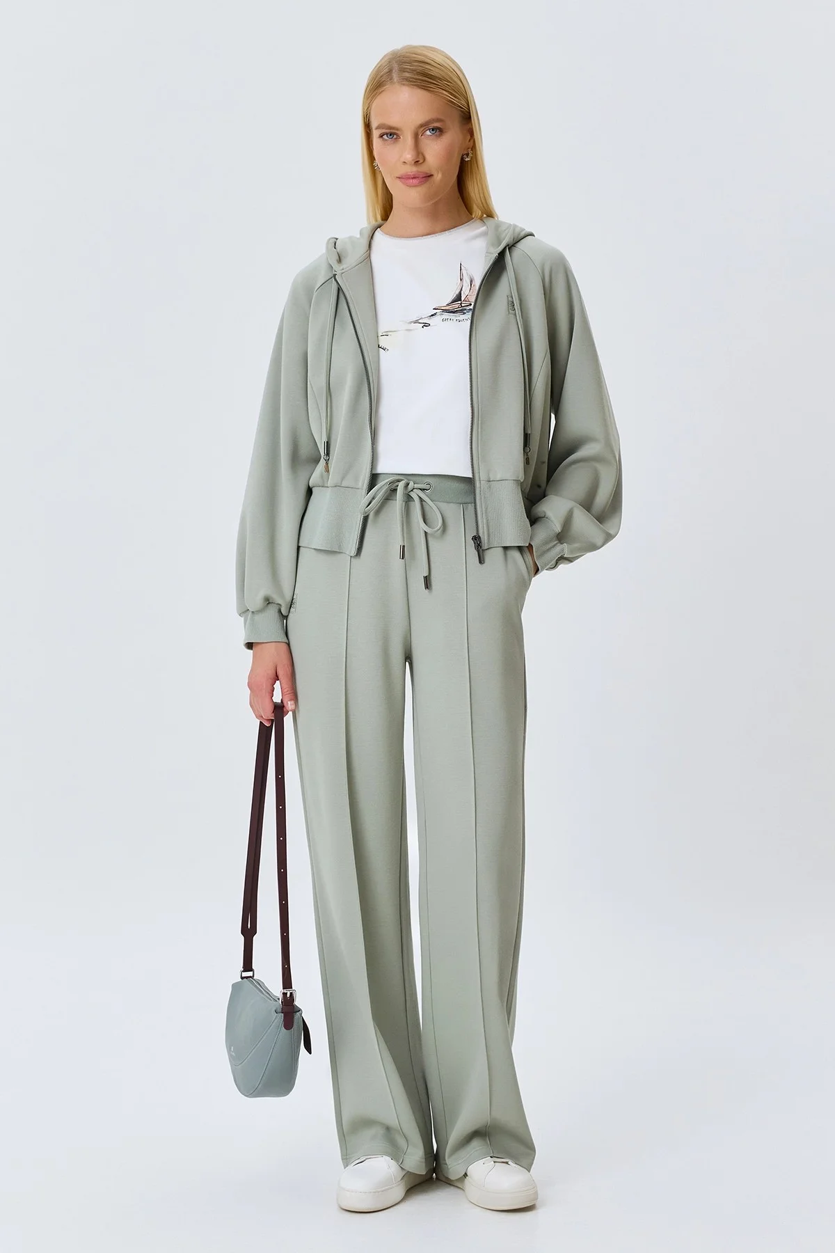 Прямые брюки с застроченными стрелками, 44