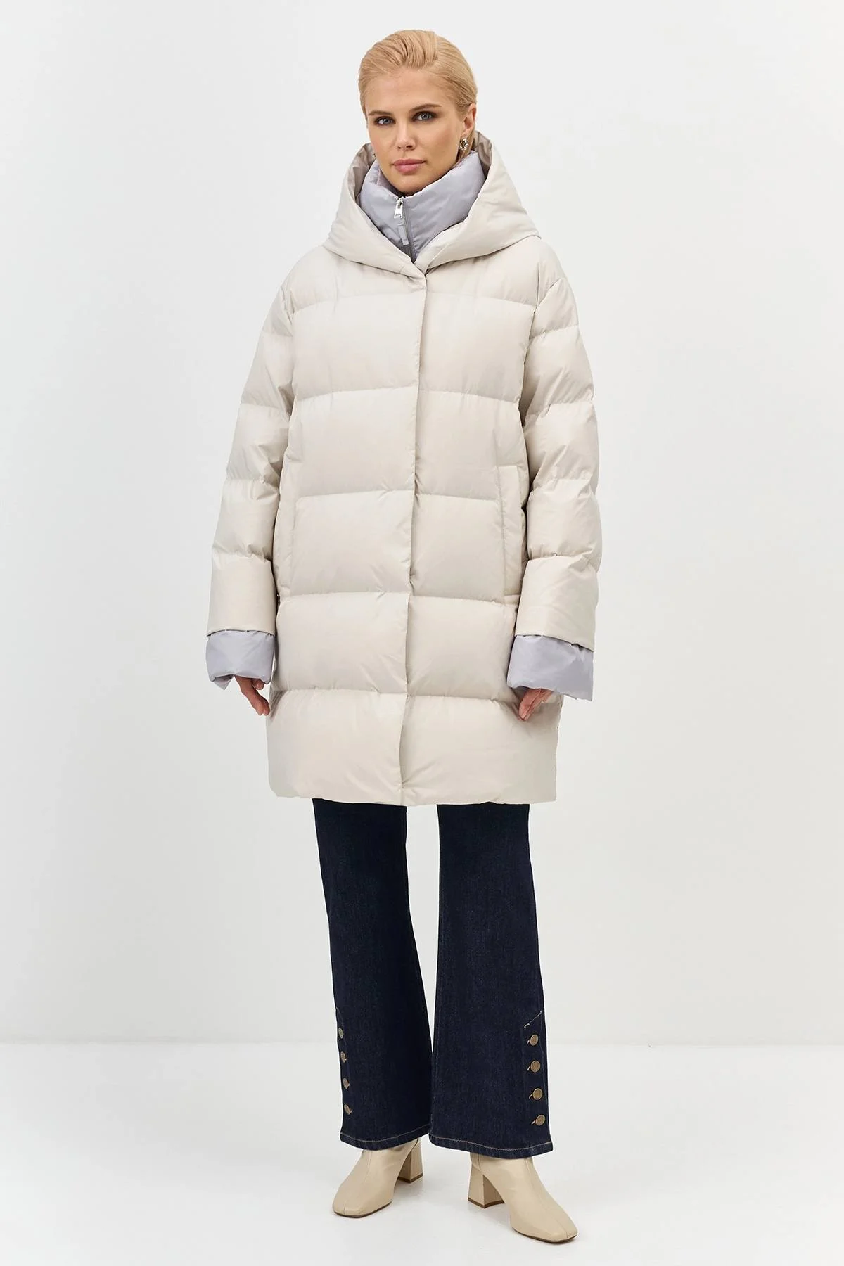 Укороченный пуховик с контрастной отделкой, 46