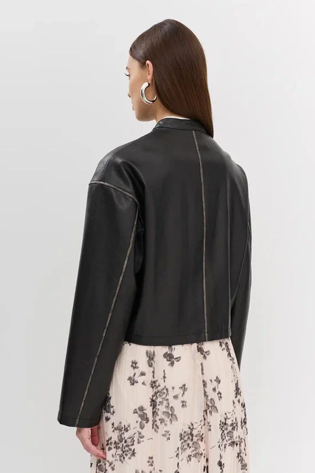 Куртка из искусственной кожи с контрастной варкой, 48р