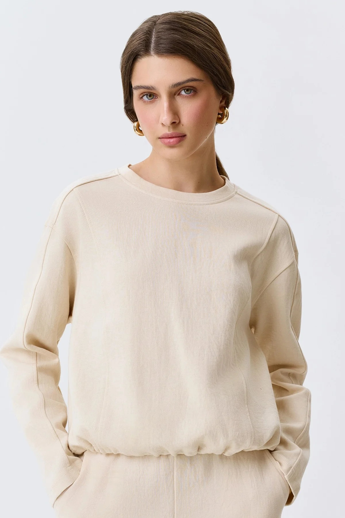 Укороченный джемпер с рельефными швами, 40