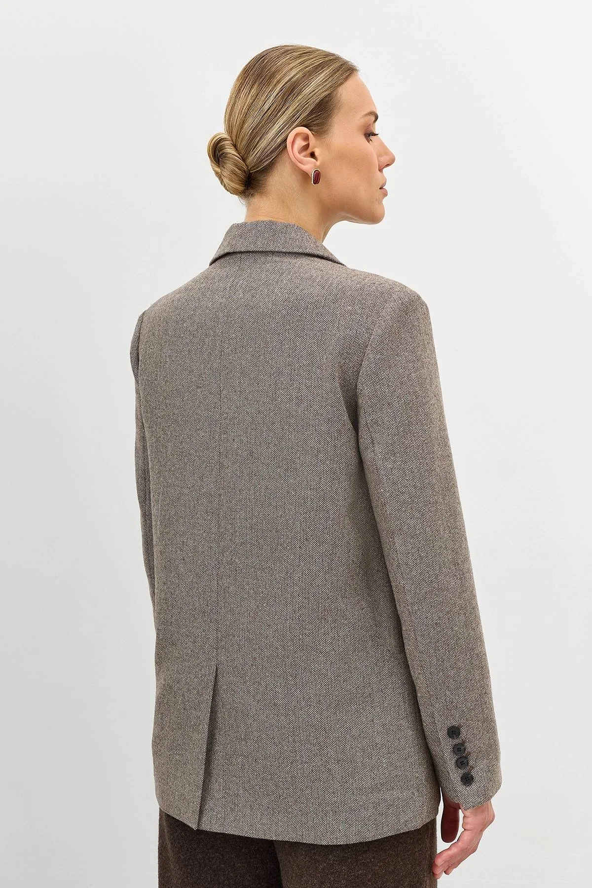 Лимитированная серия коричневый жакет с ремнем, 50