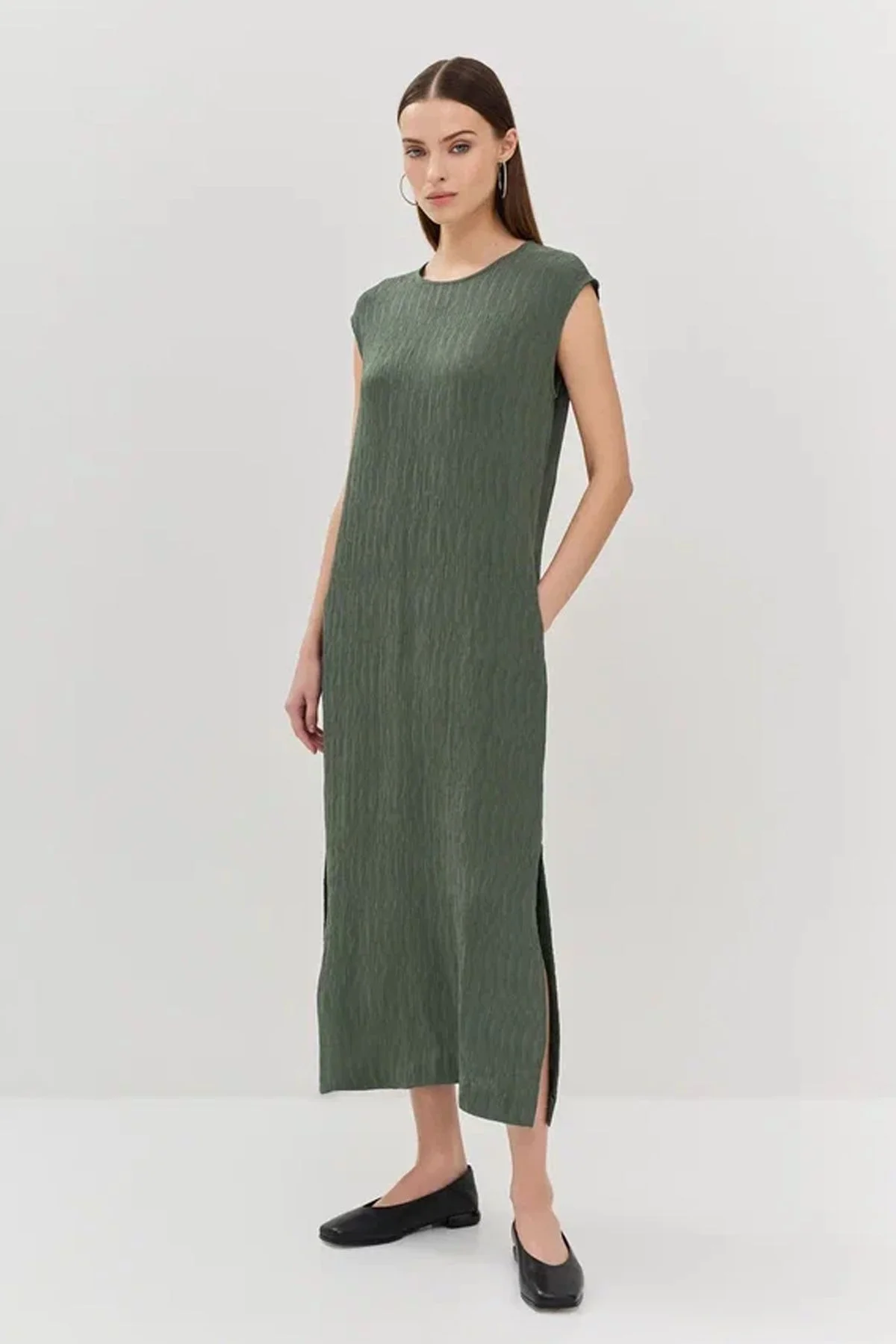 Элегантное платье миди в серо-зеленом цвете, 44р