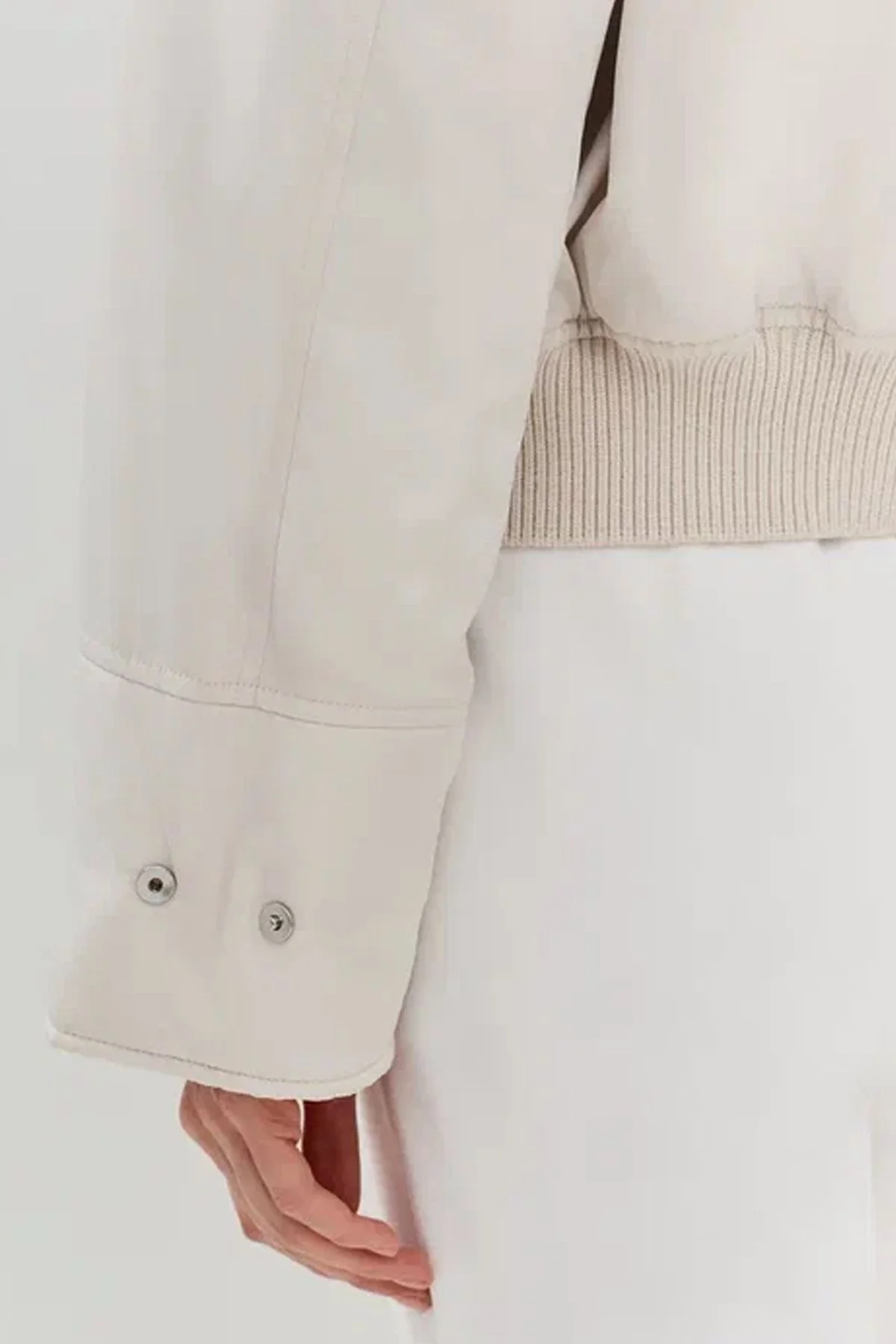 Куртка-бомбер с трикотажной манишкой на молнии, 50р