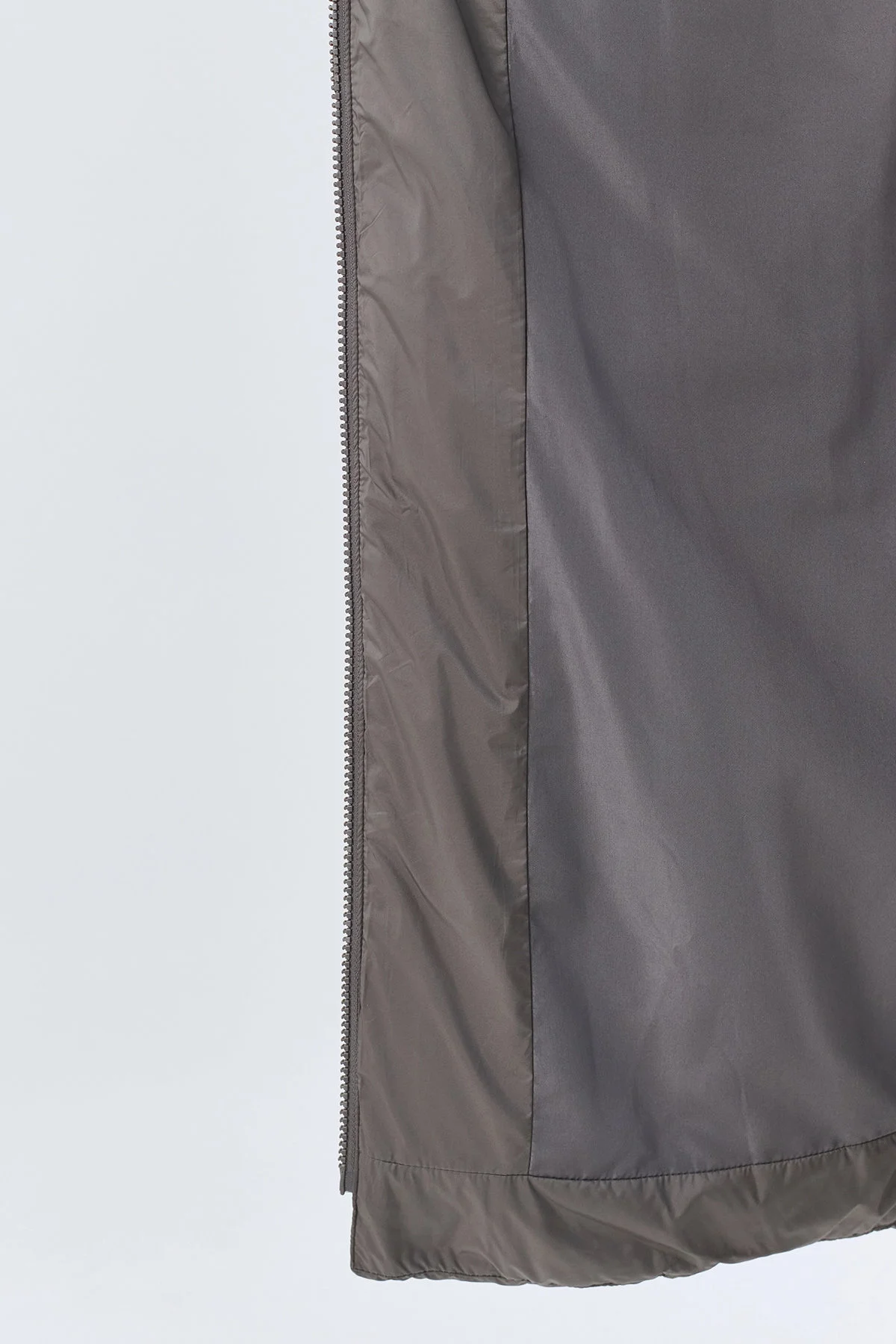 Пальто графитовое с квадратной стежкой, 42