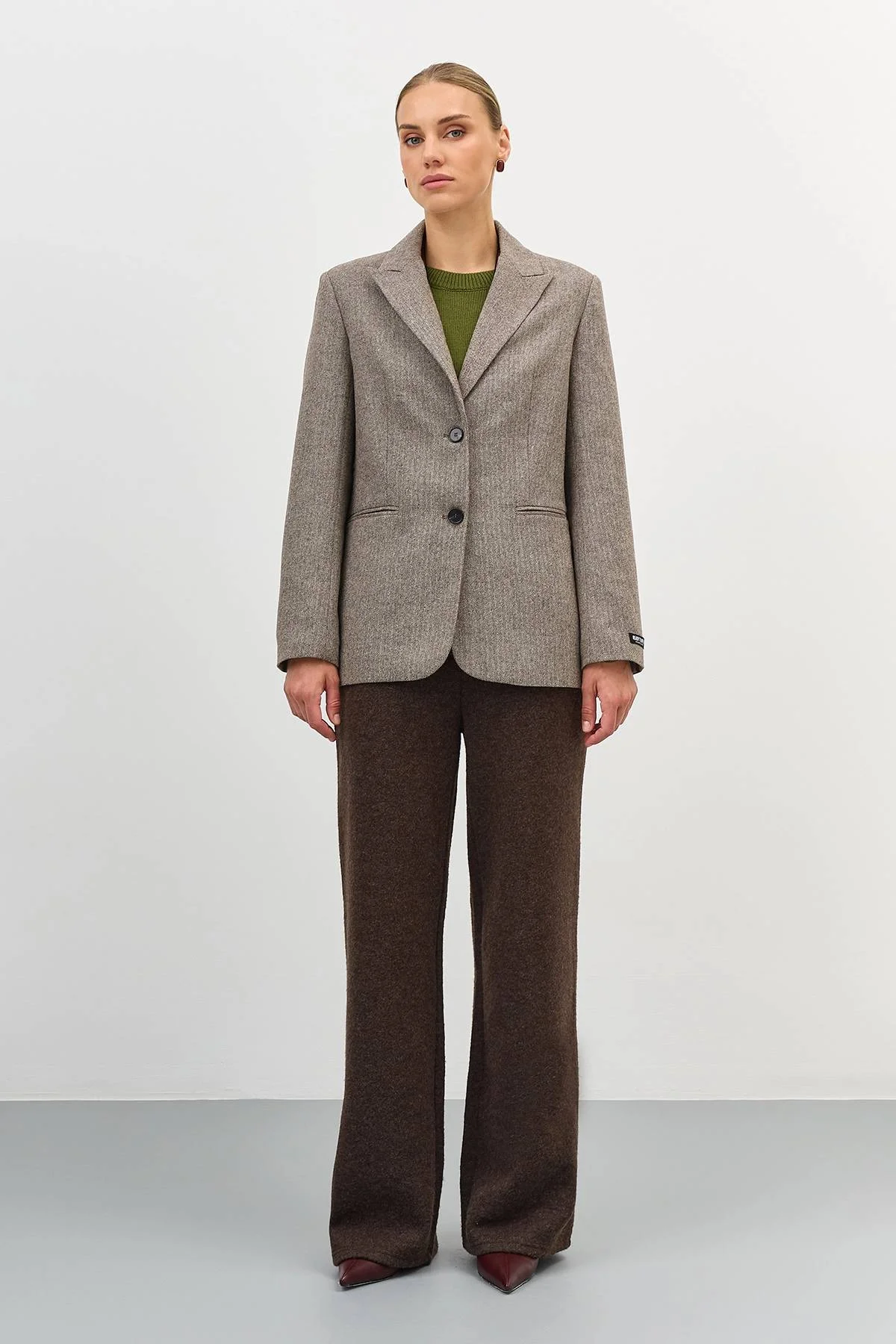 Лимитированная серия коричневый жакет с ремнем, 52