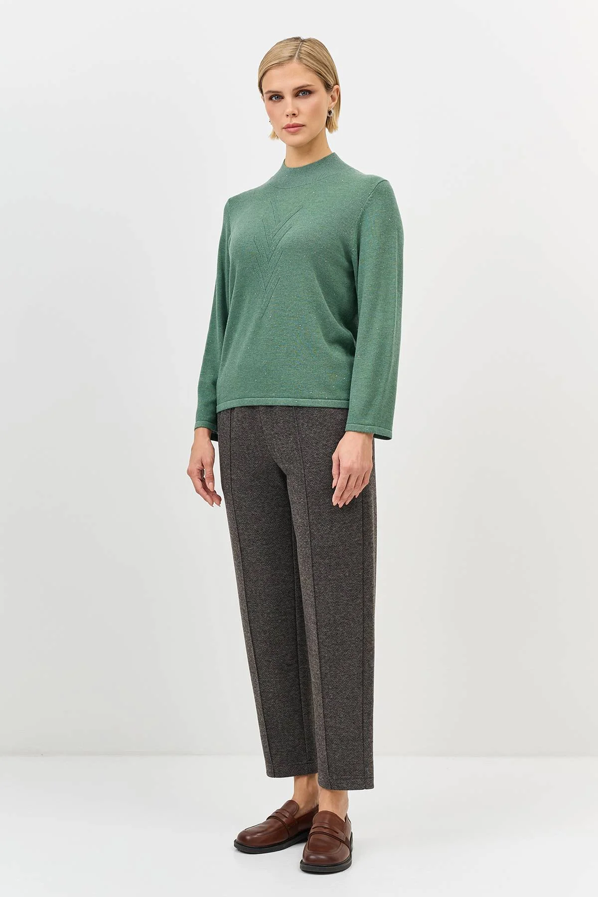 Лимитированная серия джемпер с мерцающими пайетками с палантином, 36