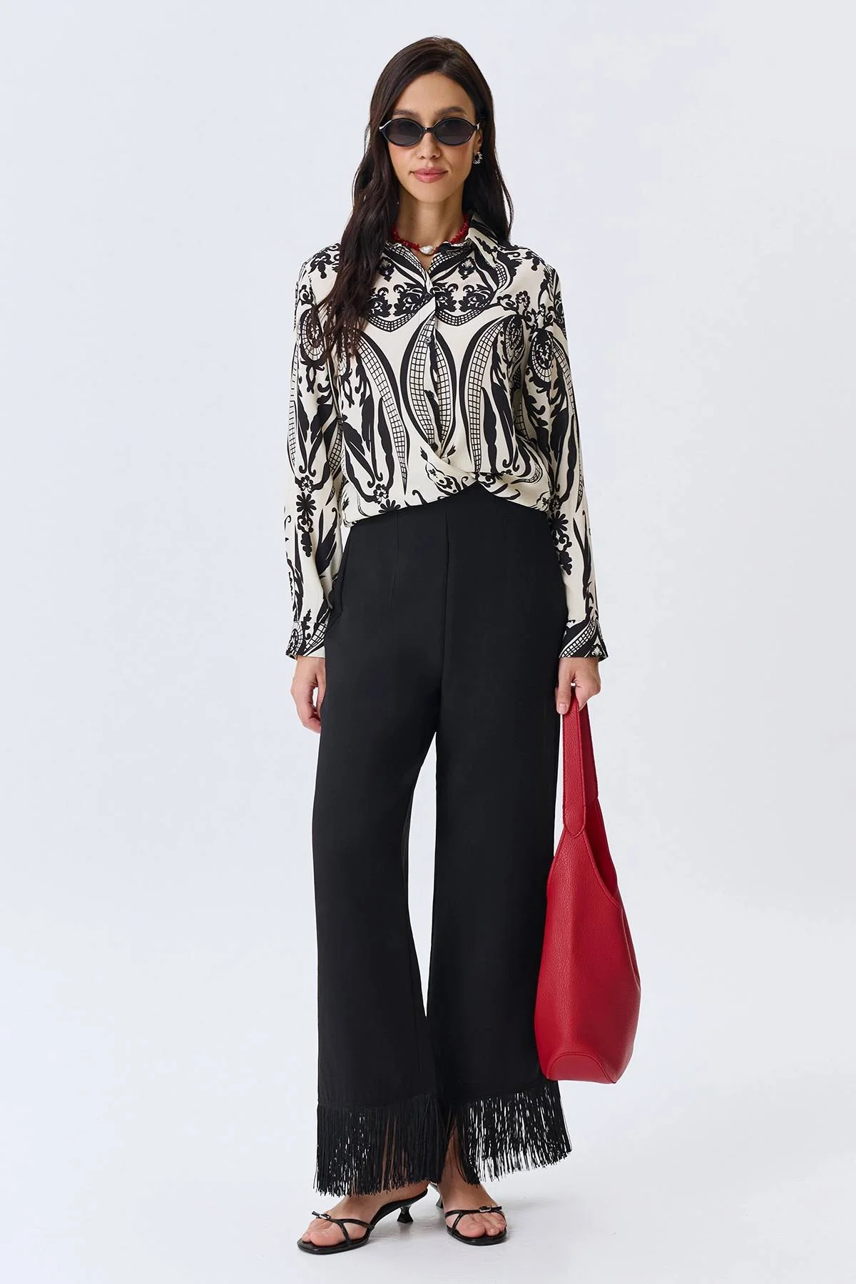 Блузка из вискозы с этническим орнаментом, 44