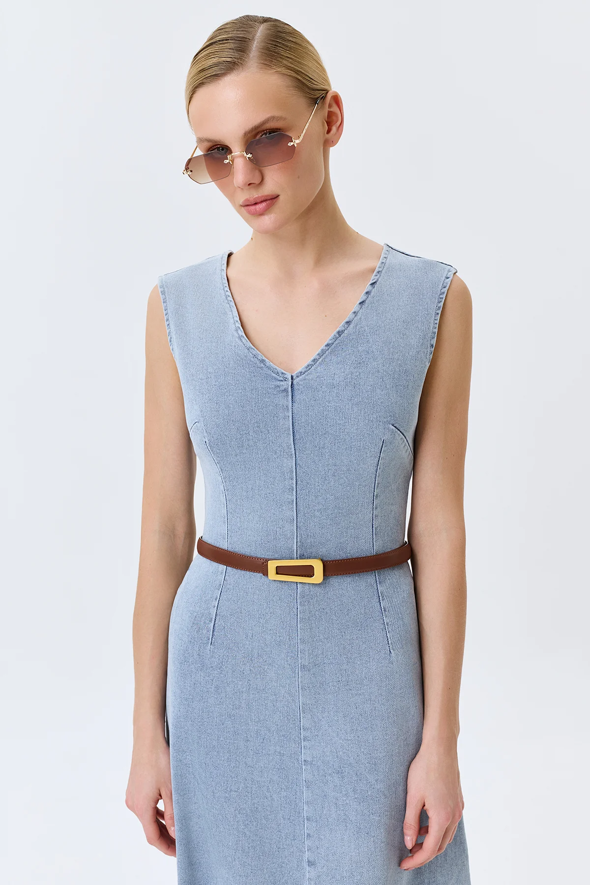 Кожаный ремень с прямоугольной пряжкой, M