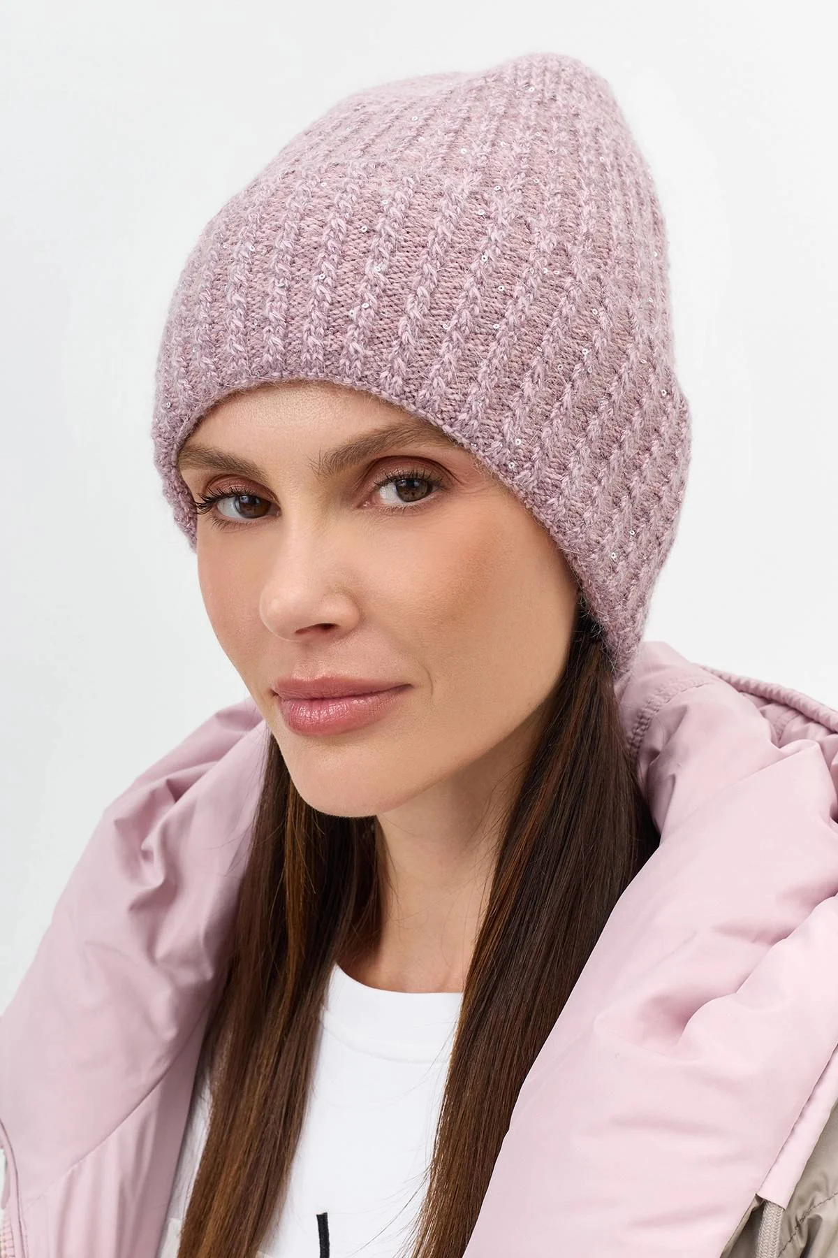 Шапка с мерцающим люрексом, One