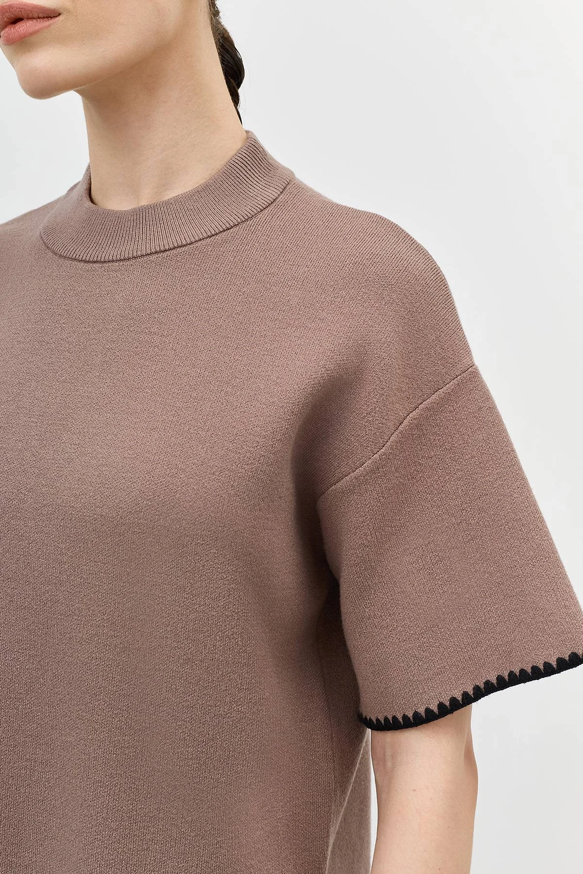 Лимитированная серия свободный джемпер с коротким рукавом и ремень, 42