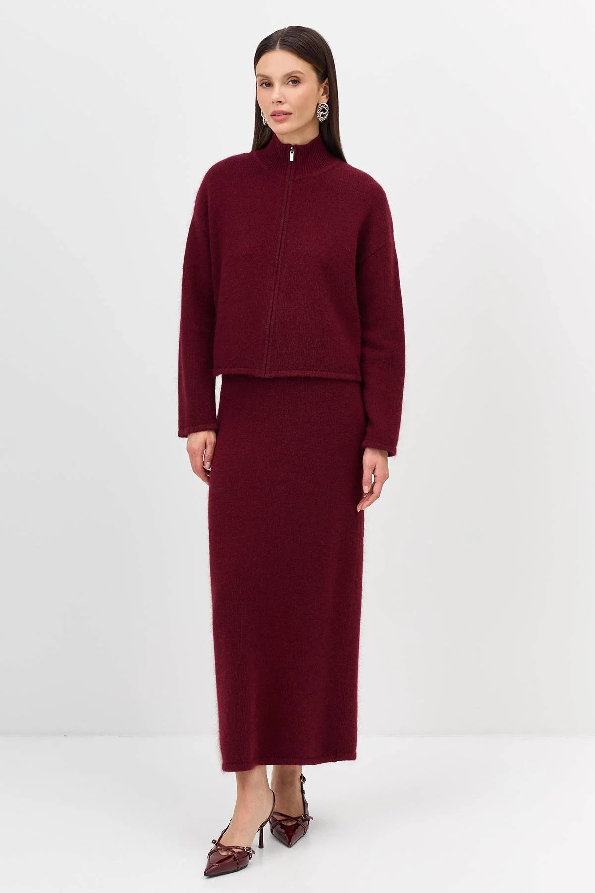 Лимитированная серия укороченный бомбер с ангорой и ремень, 34 Лимитированная серия укороченный бомбер с ангорой и ремень, 34