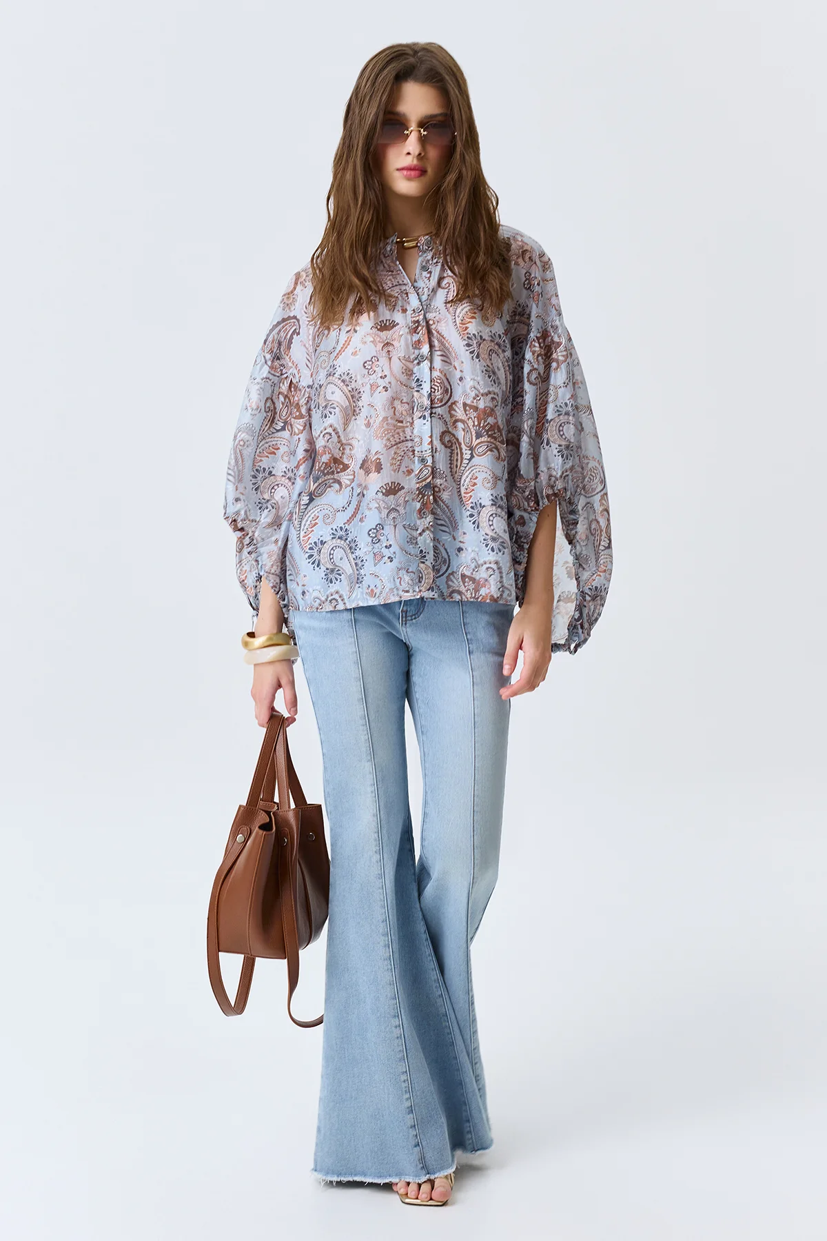 Широкие джинсы с контрастными швами, 48