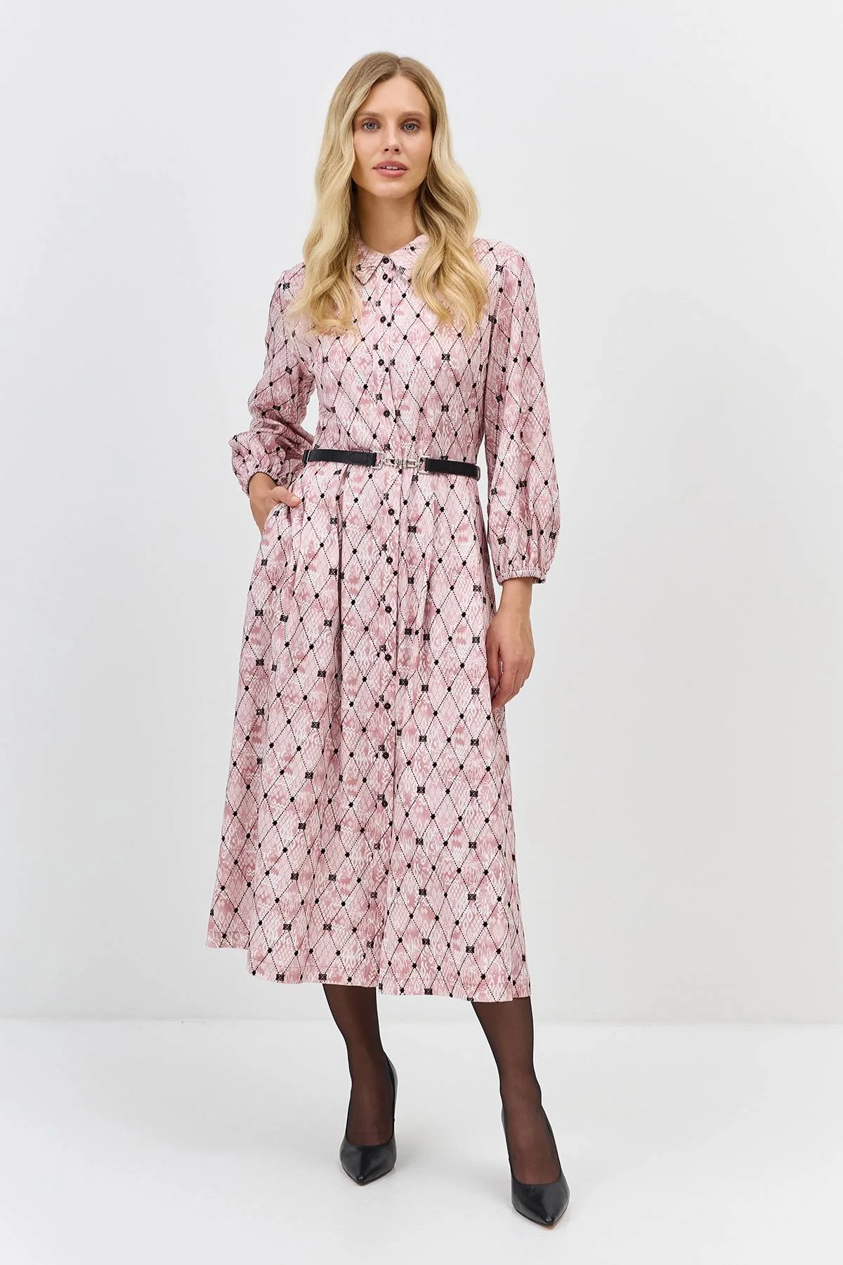 Платье-рубашка с брендированным принтом, 44