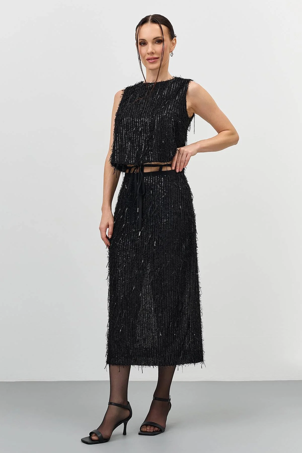 Топ с пайетками и бахромой, 40