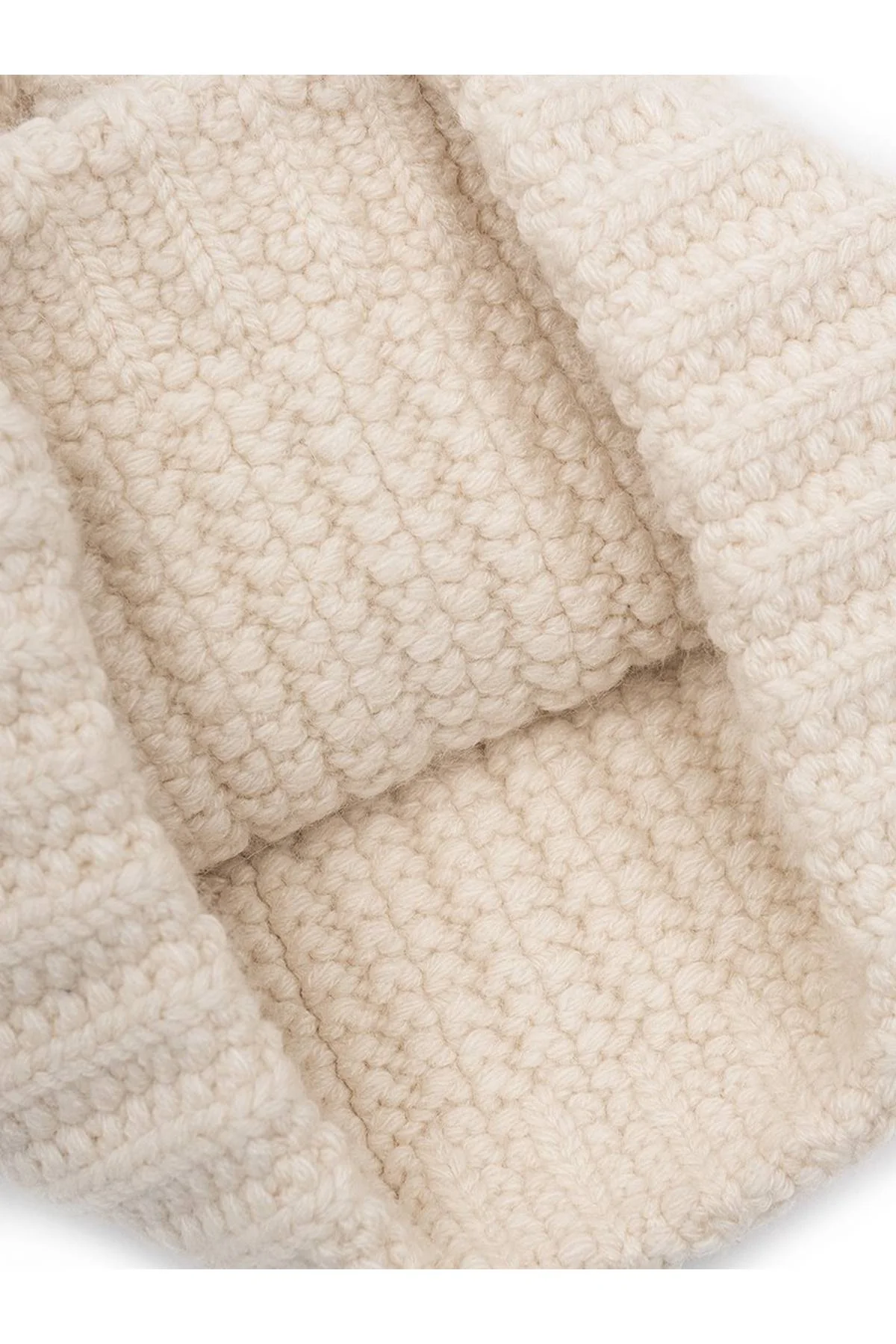 Шапка кремовая, One