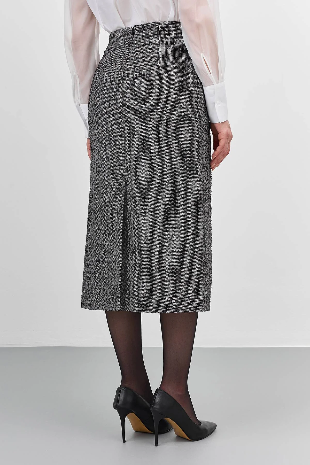 Прямая юбка из твида, 48