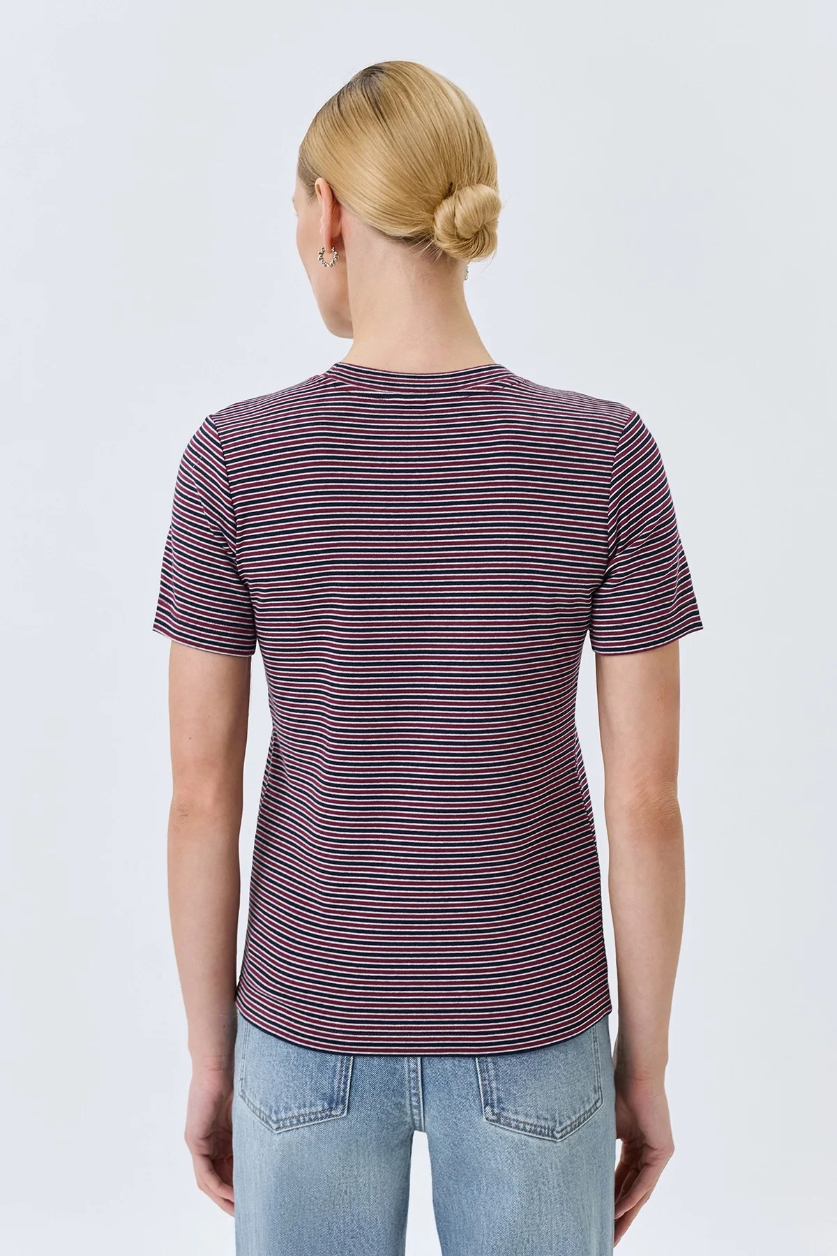 Приталенная футболка в полоску, 44