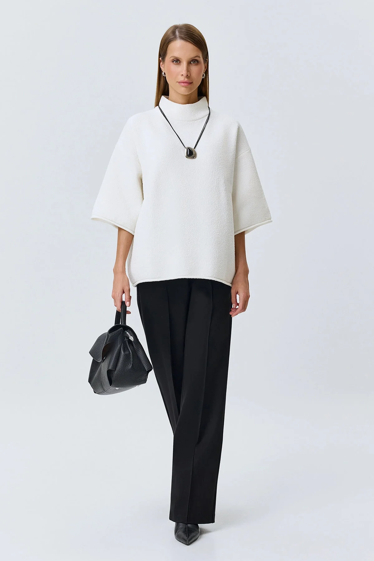 Oversize джемпер с широкими рукавами, молочный, 50