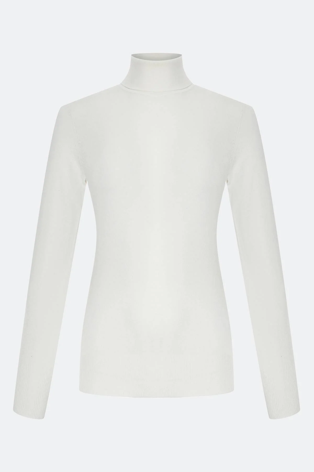 Базовая водолазка из смесовой вискозы в молочном цвете, 46 Базовая водолазка из смесовой вискозы в молочном цвете, 46