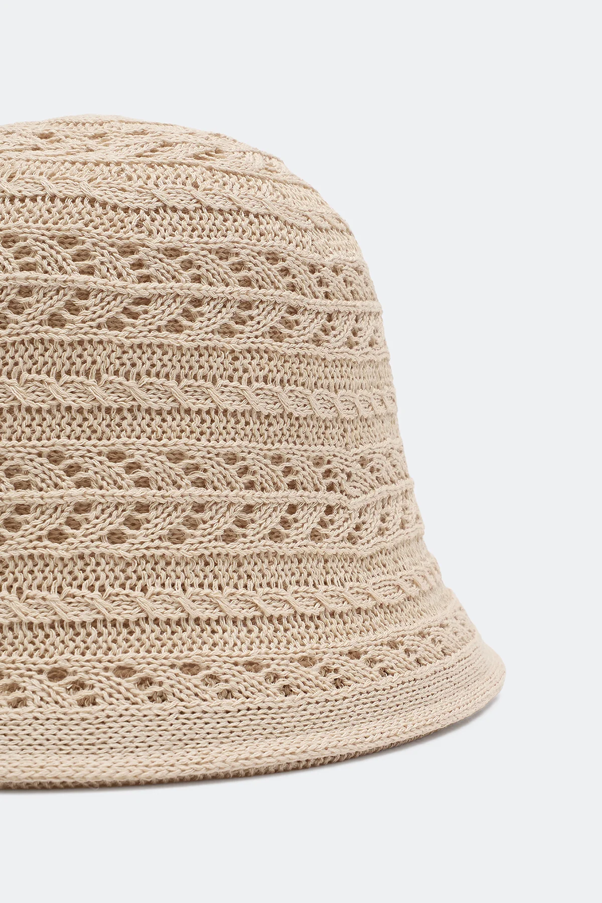 Светлая ажурная панама, One
