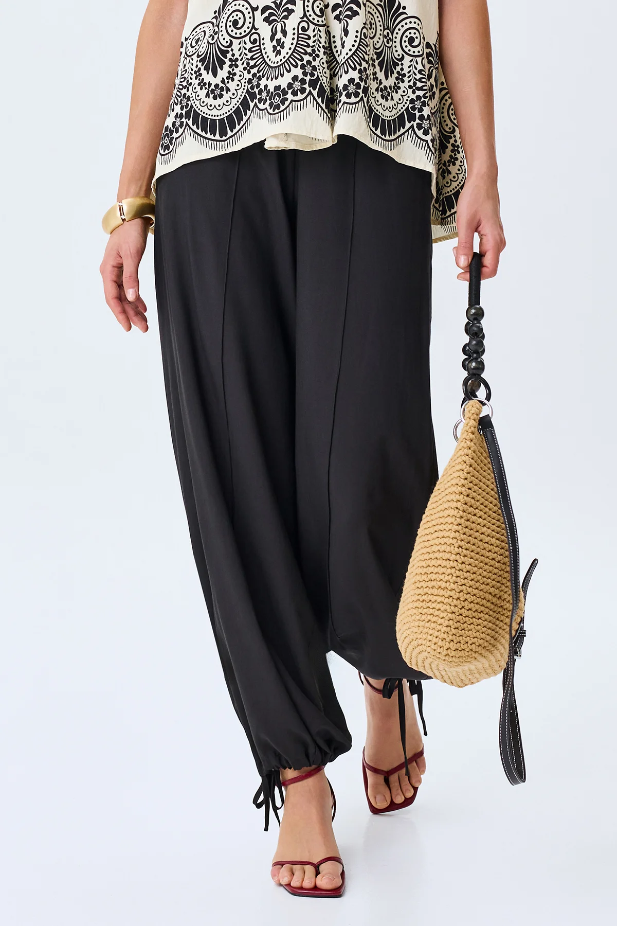 Легкие брюки с кулиской по низу, 52