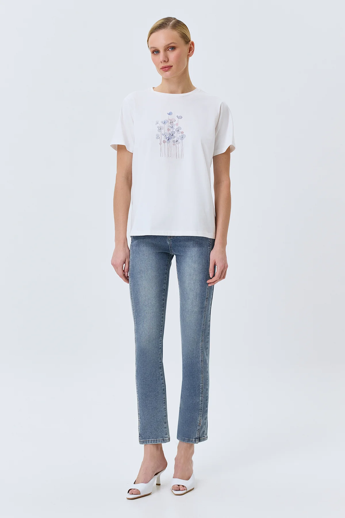 Футболка с принтом и жемчужинами, 52