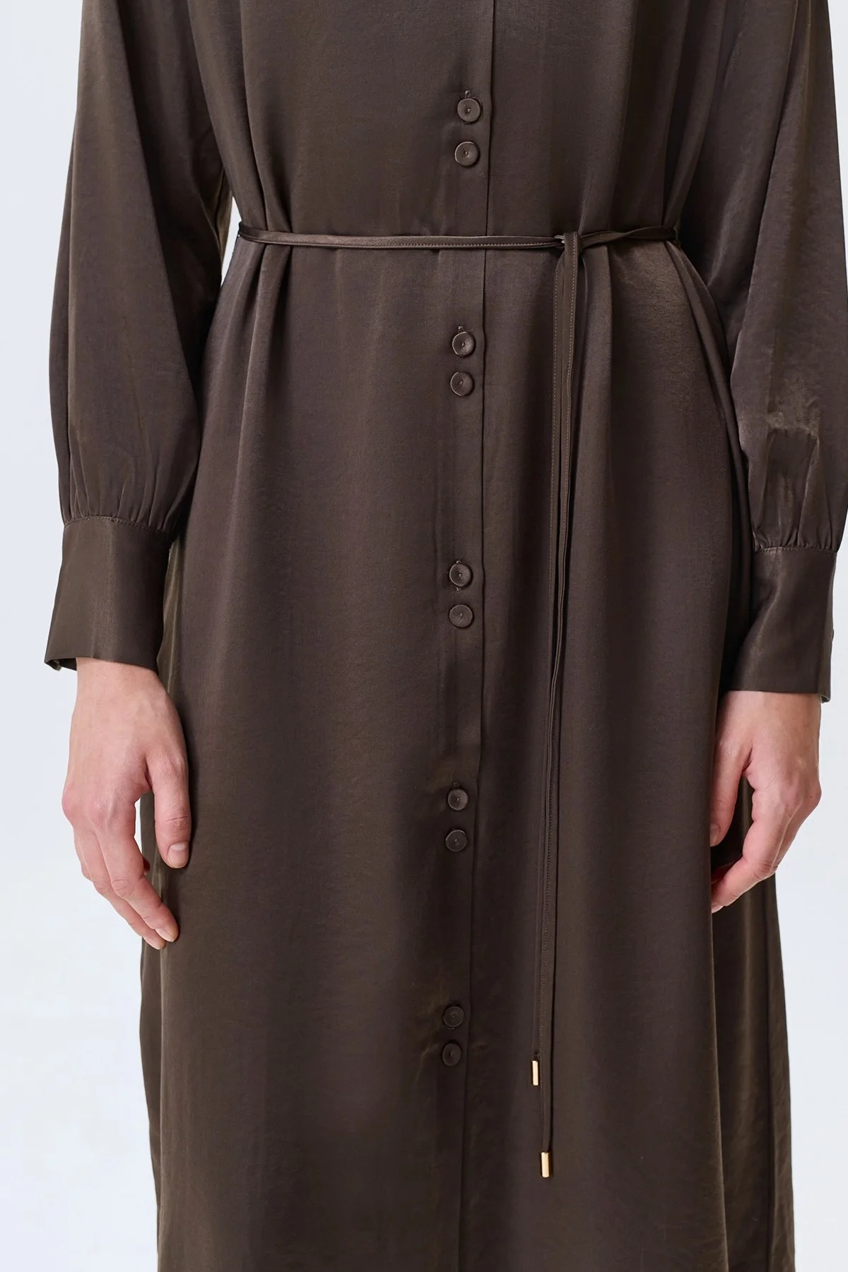 Сатиновое платье-рубашка из 100% вискозы, 46