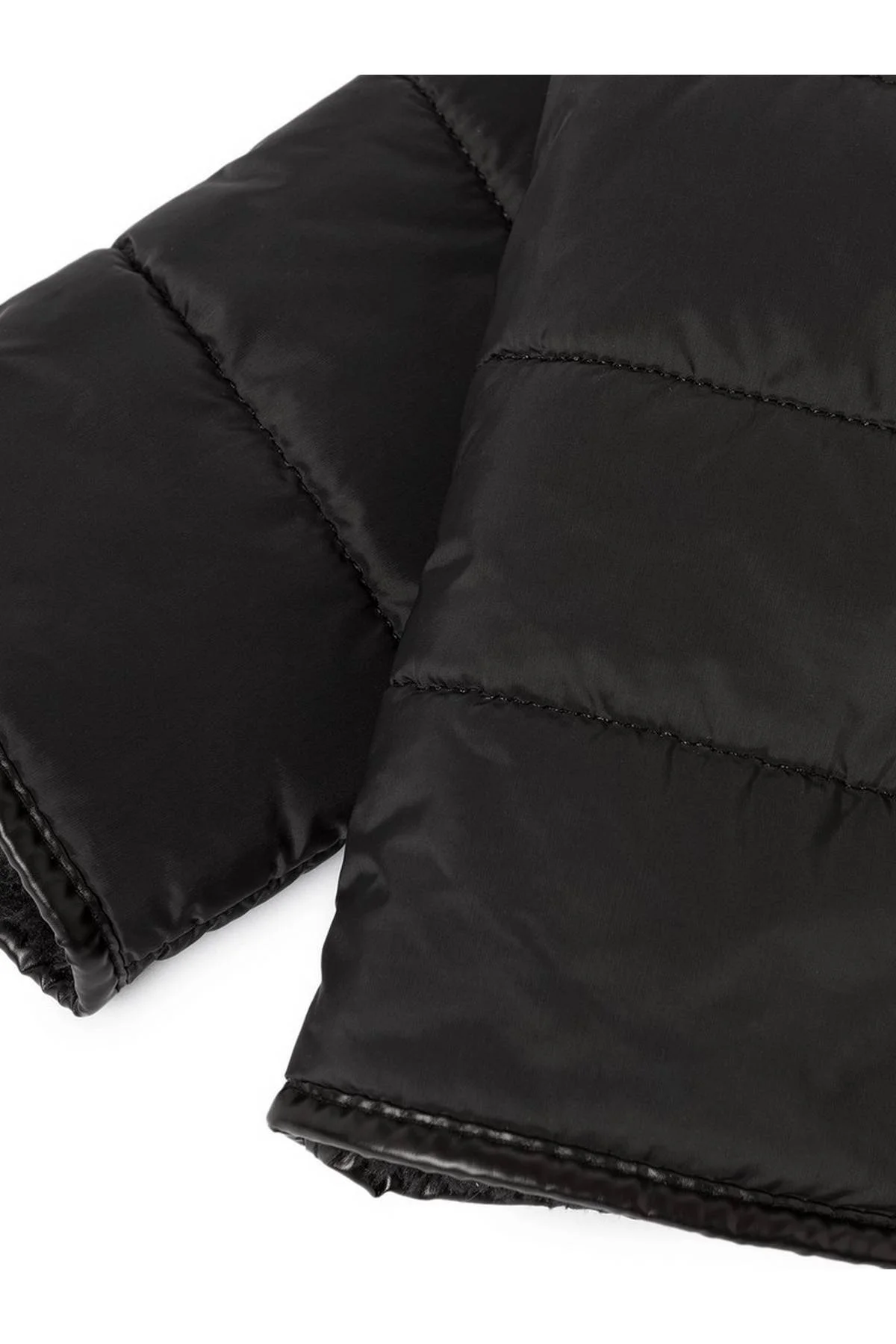 Рукавицы черные, M