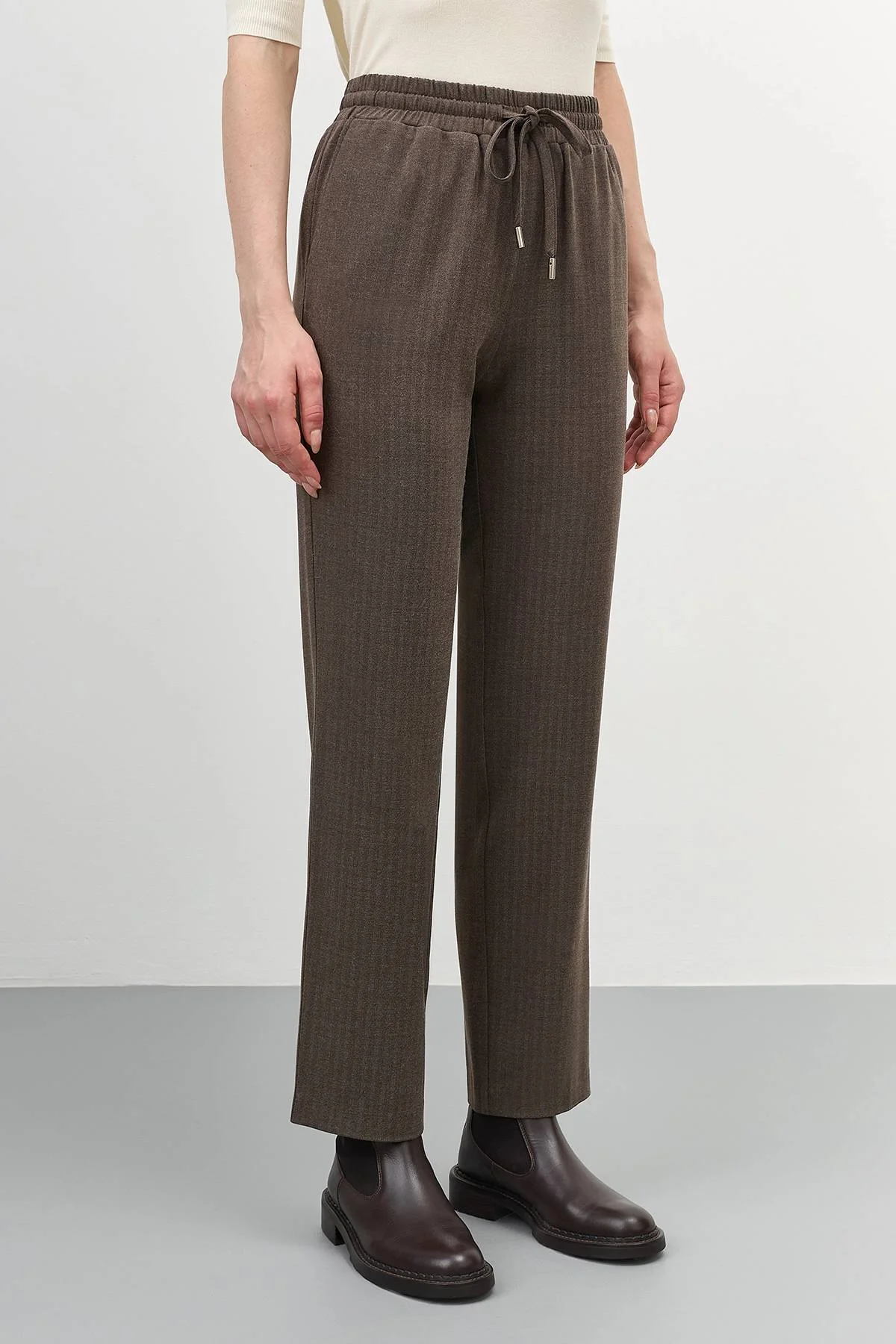 Брюки на широком поясе, 50 Брюки на широком поясе, 50