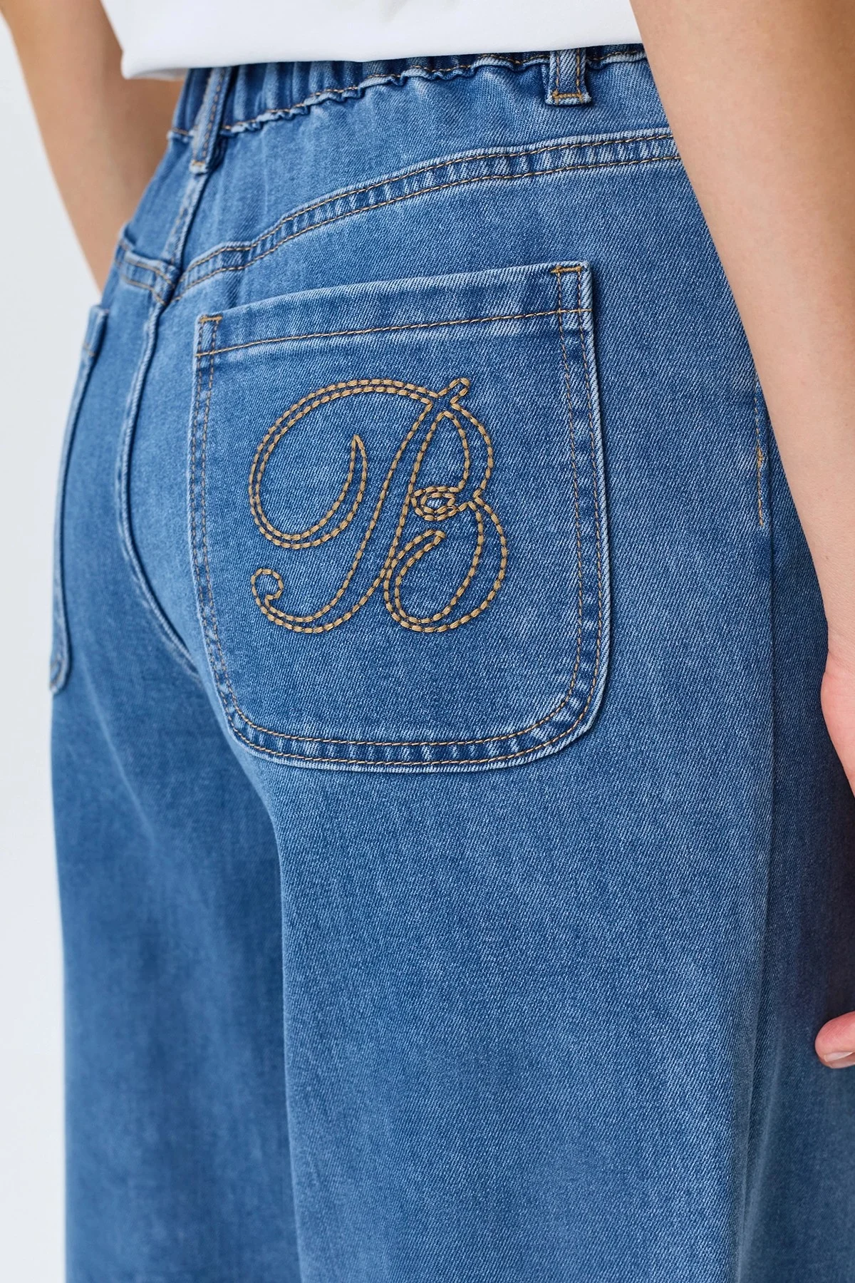 Джинсы Wide leg с лиоцеллем, 40