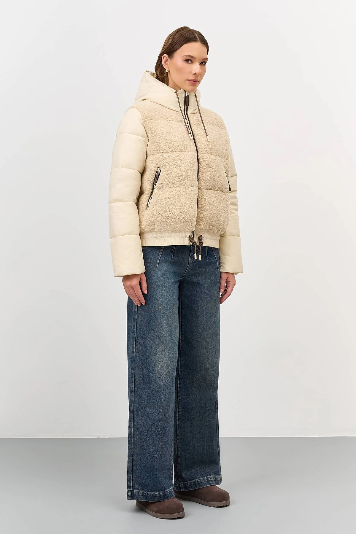 Лимитированная серия комбинированная куртка с искуственным мехом с палантином, 50