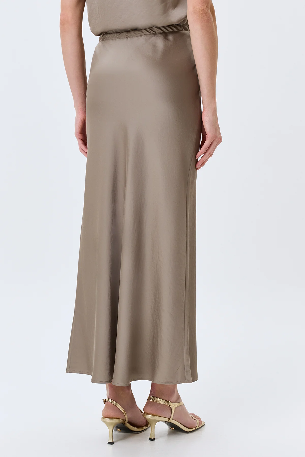 Сатиновая юбка из смесовой вискозы в цвете кофе, 44