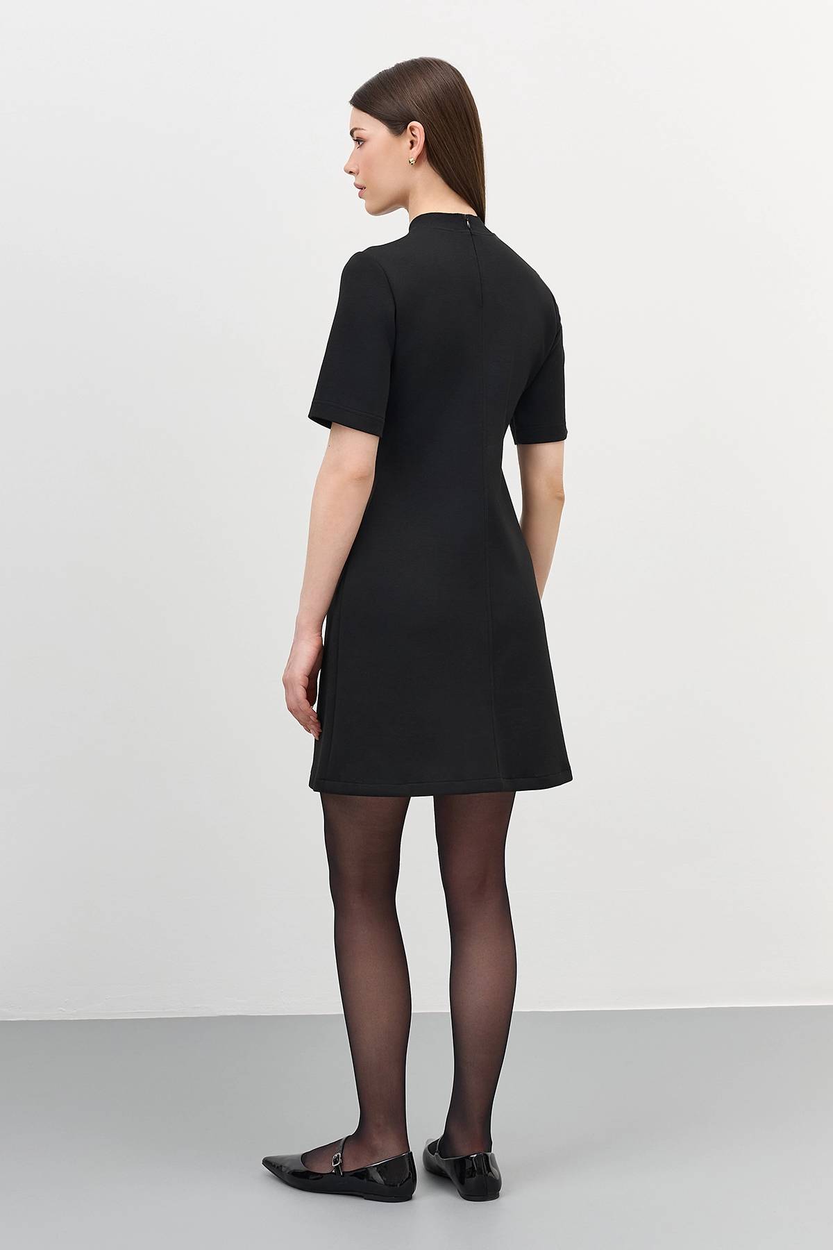 Лимитированная серия трикотажное платье с короткими рукавами и ремень, 44