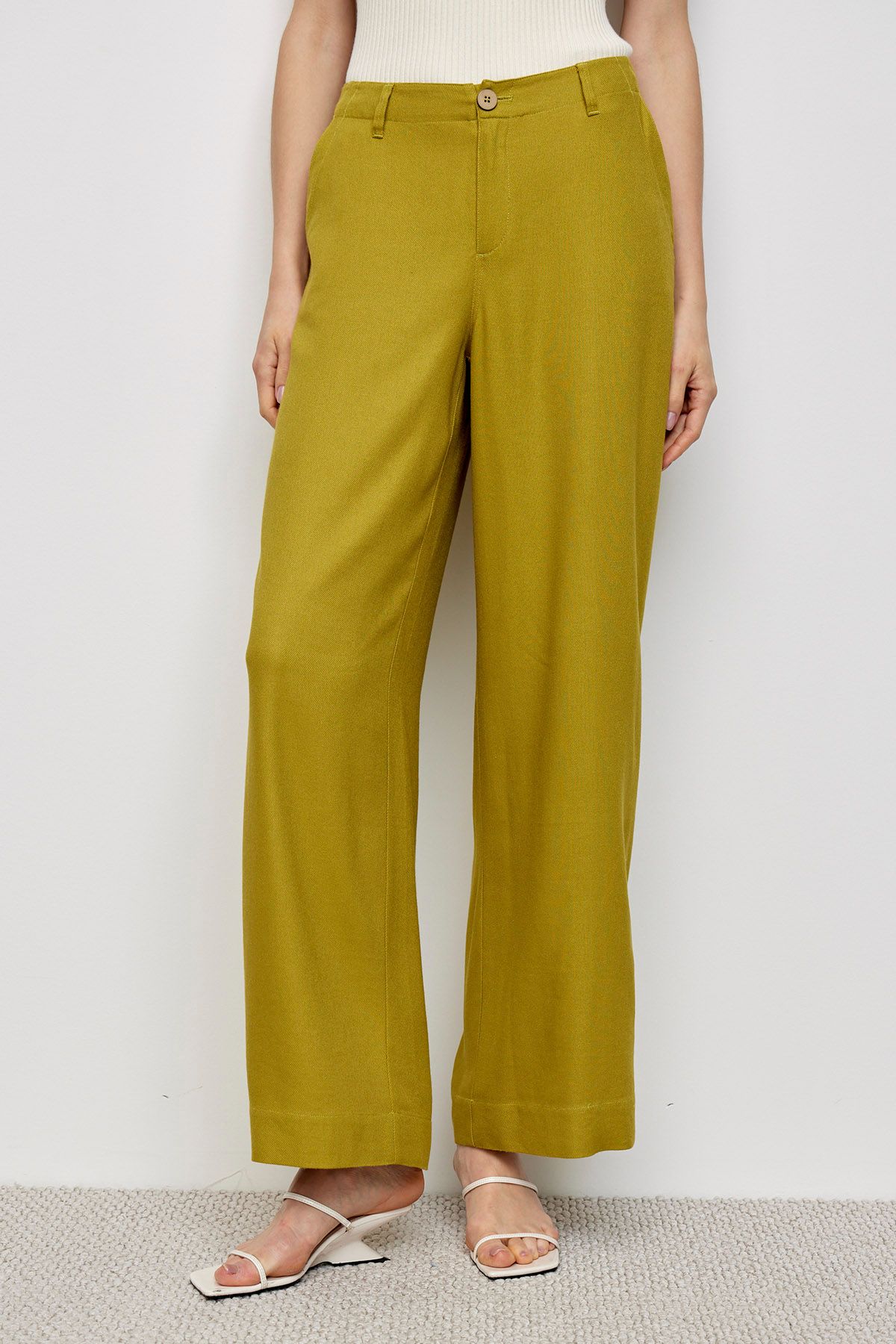 Брюки с прямыми штанинами, 50р